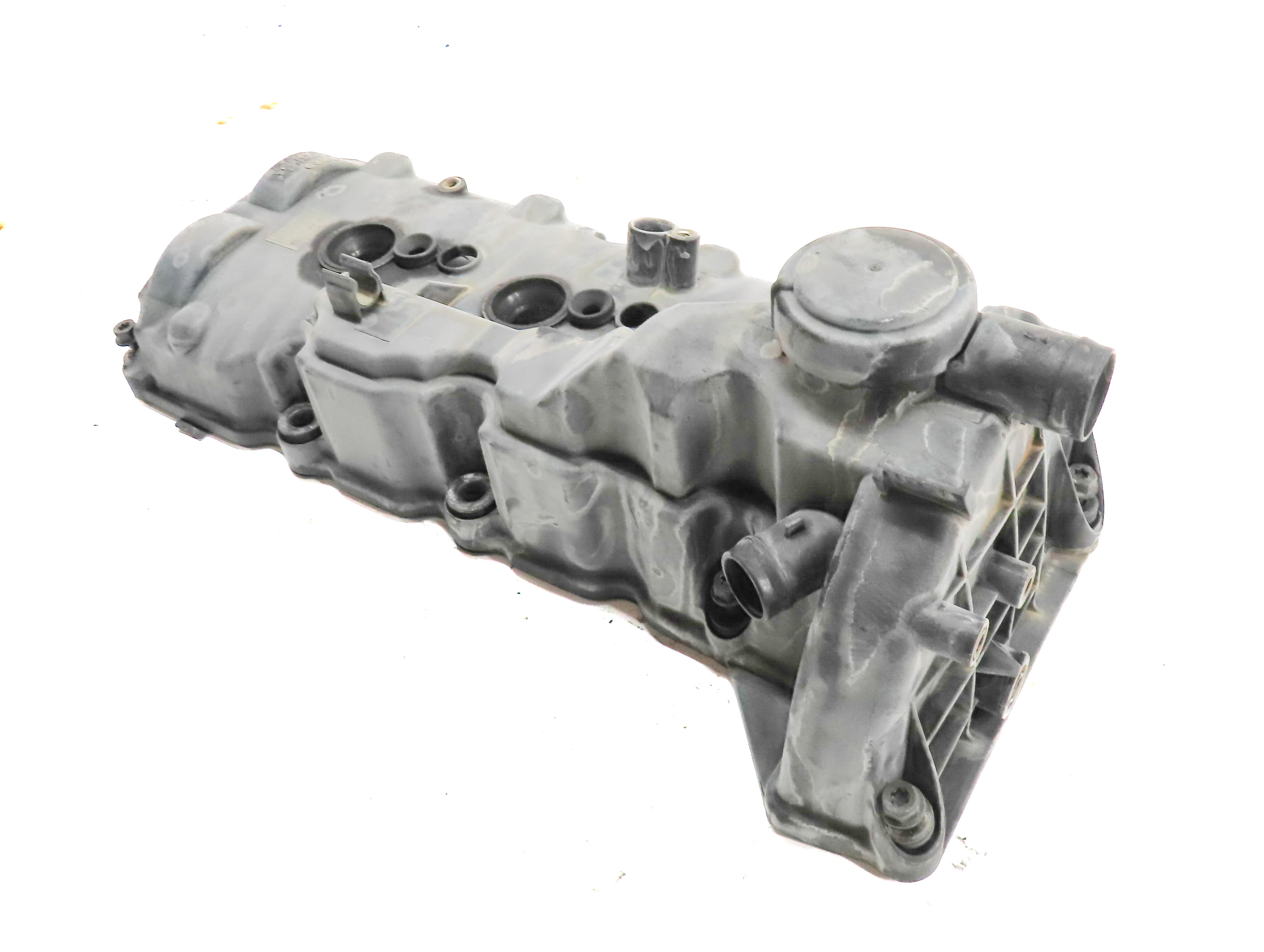 13-16 PORSCHE CAYENNE 958 3.0L DIESEL MCN.RB RIGHT PASSENGER ENGINE VALVE COVER — exact item pictured