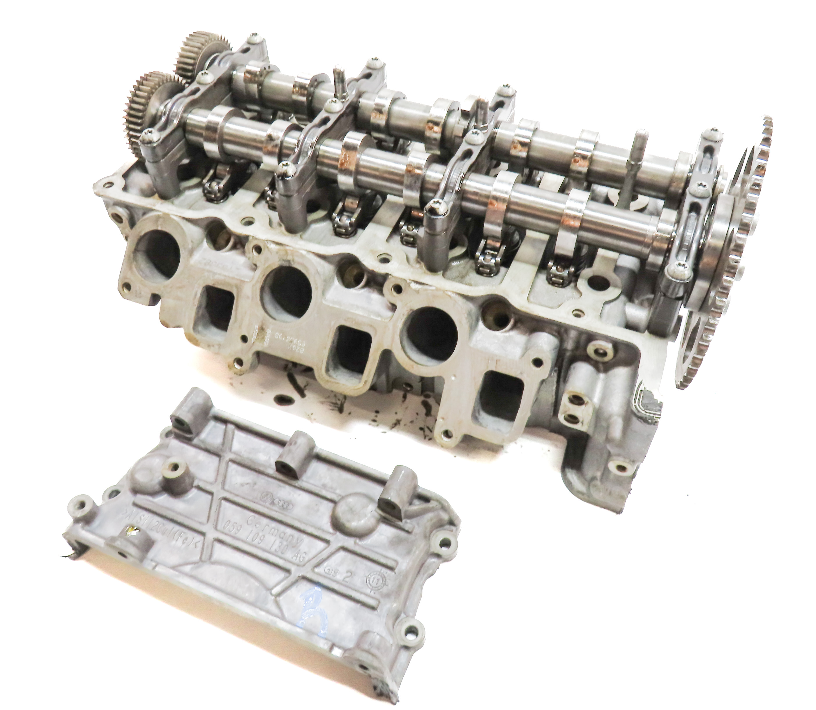 2013-2014 PORSCHE CAYENNE (958) 3.0L MCN.RB DIESEL ENGINE RIGHT CYLINDER HEAD — exact item pictured
