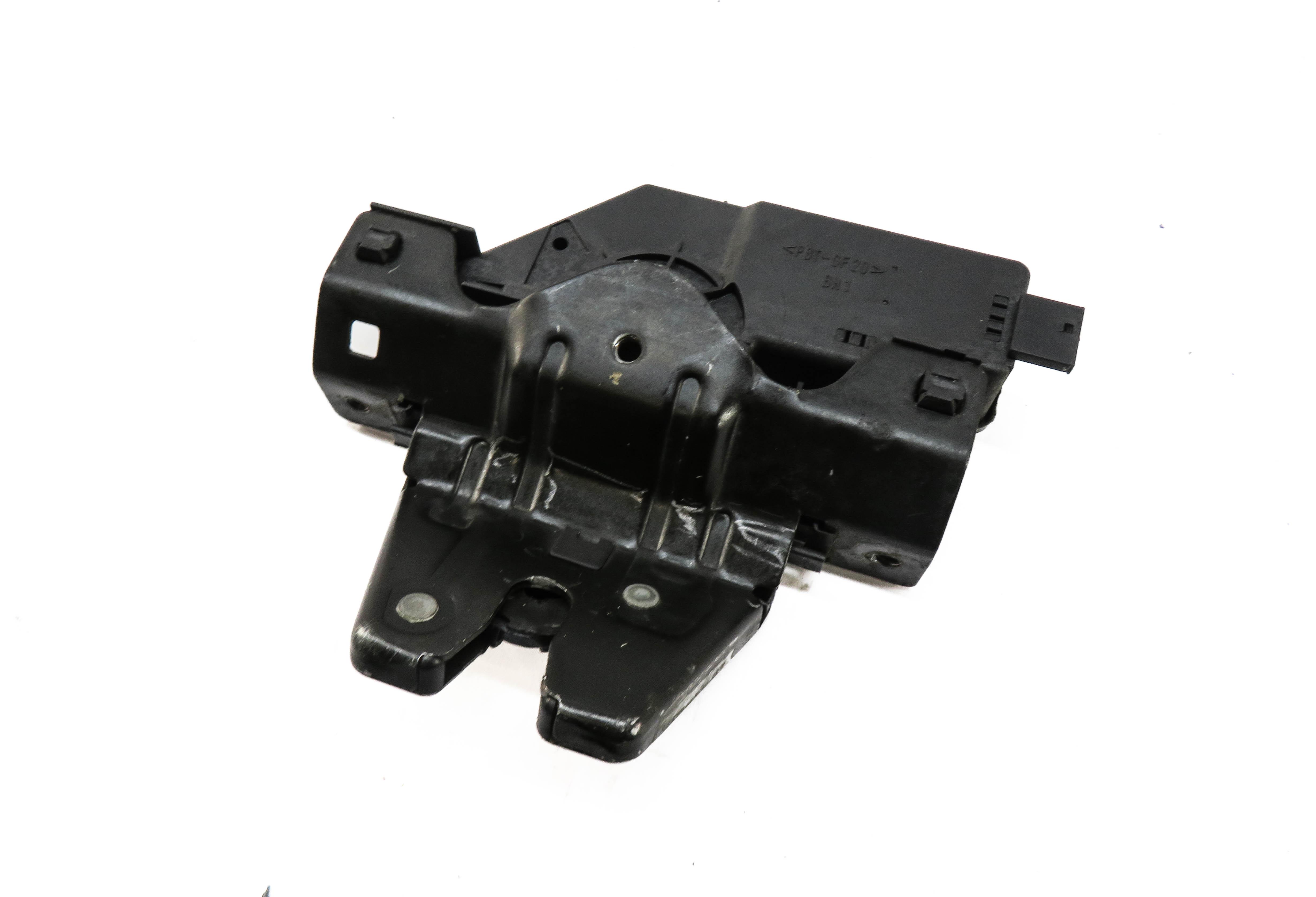 2004 BMW Z4 (E85) REAR TRUNK LOCK LATCH ACTUATOR — exact item pictured