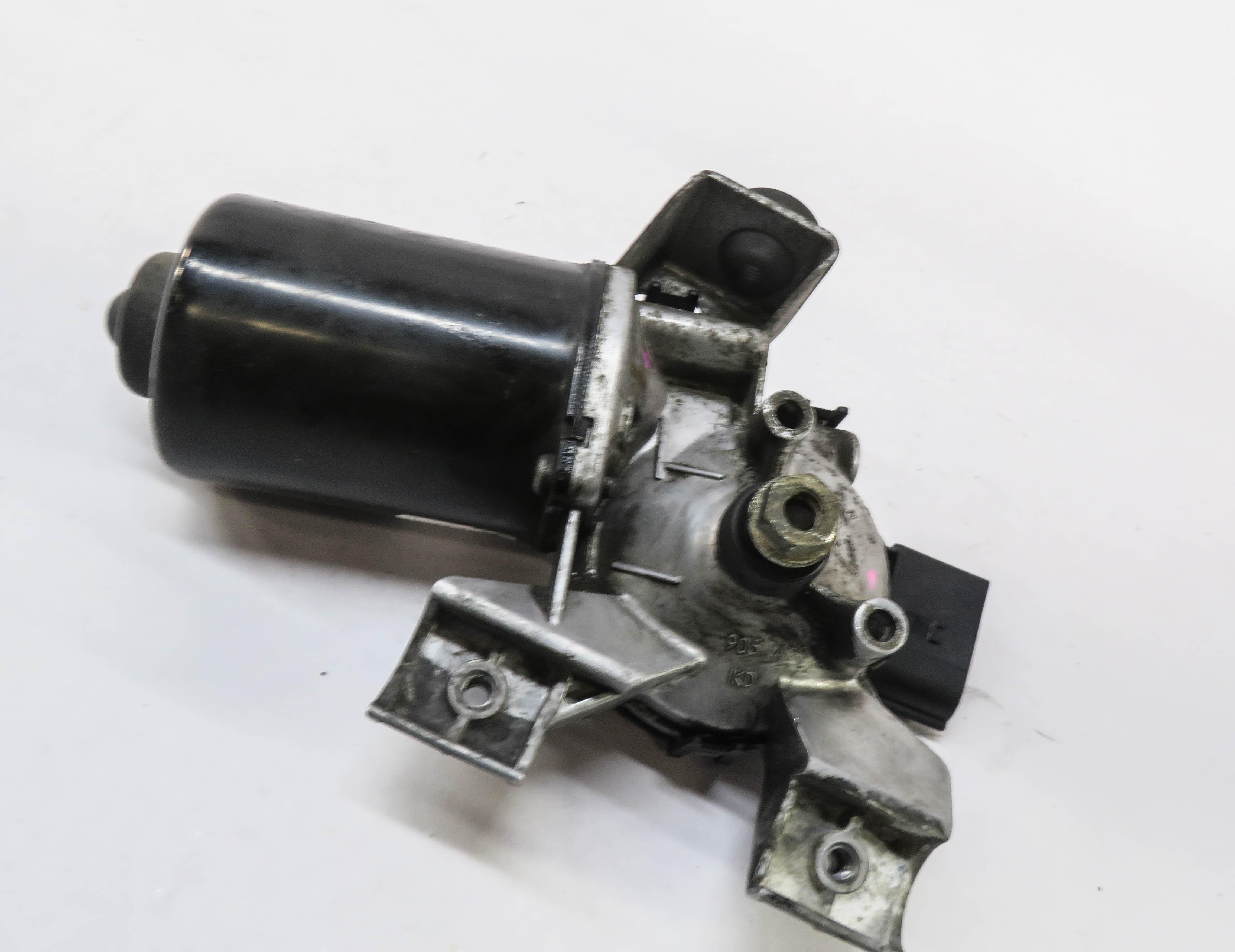 05-16 LAND ROVER LR3 LR4 - RANGE ROVER SPORT (L320) FRONT WINDSHIELD WIPER MOTOR — exact item pictured