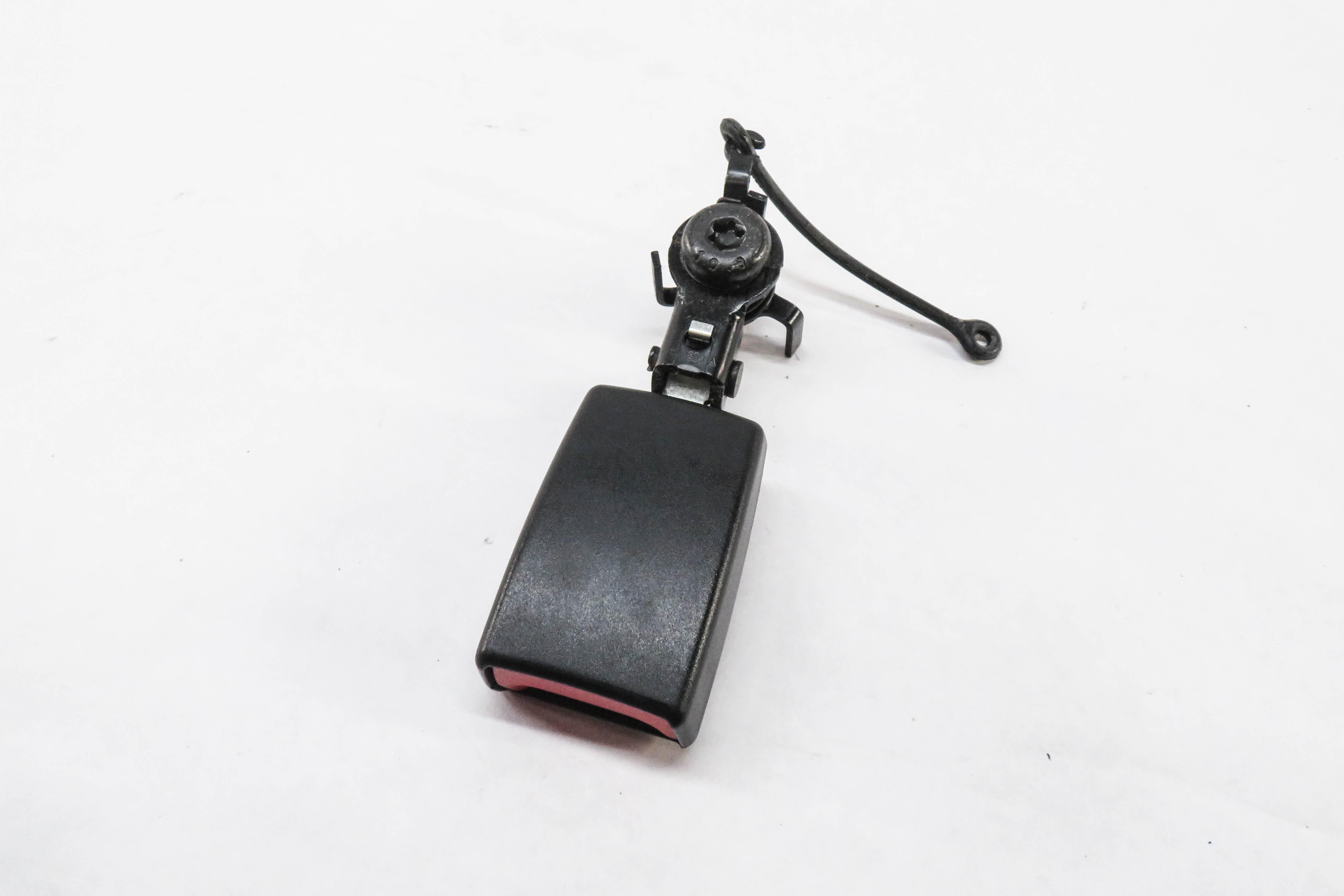 2011 RANGE ROVER SPORT (L320) REAR 2nd ROW SEAT CENTER SEATBELT BUCKLE RECEIVER — exact item pictured