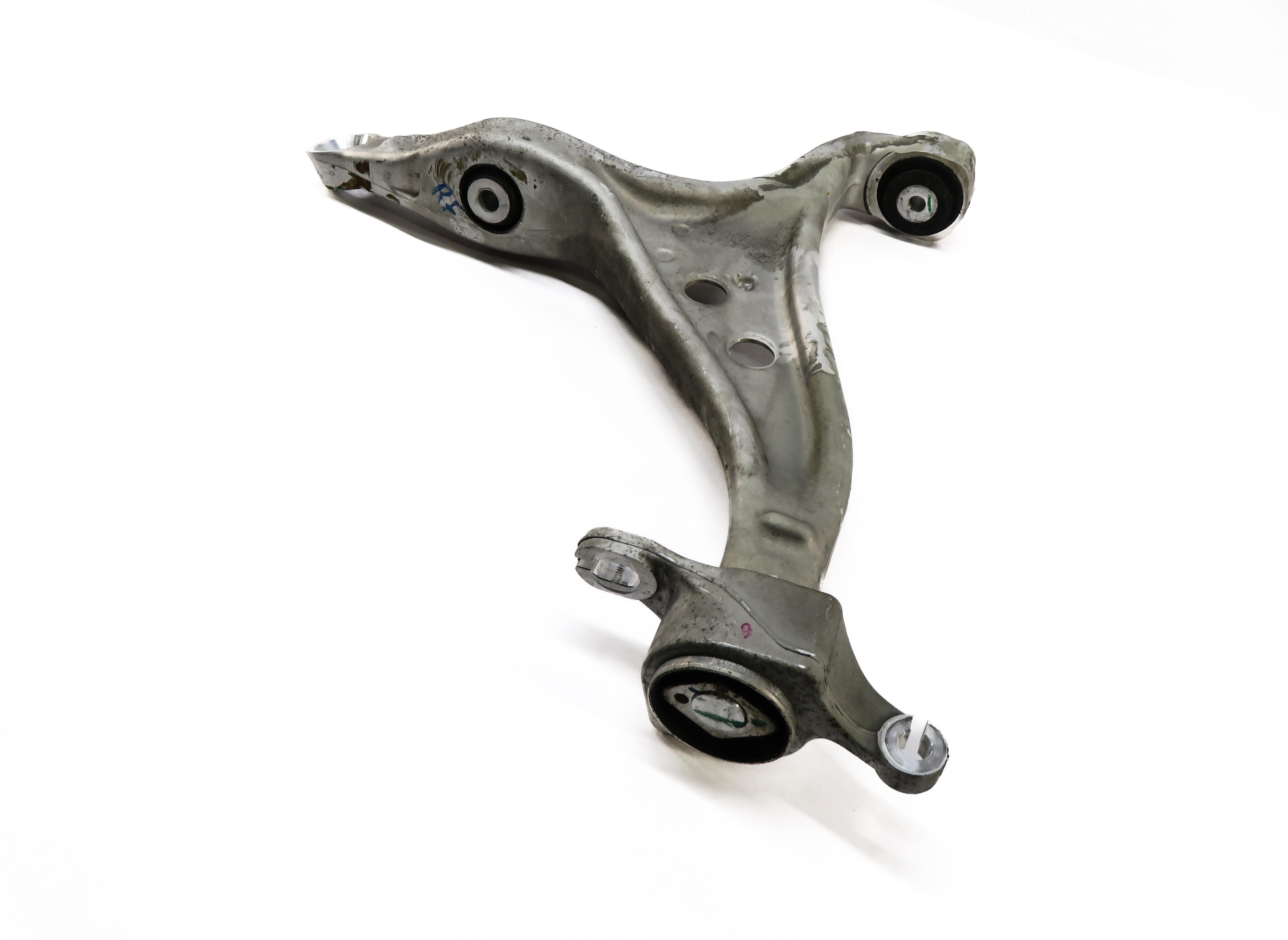 13-19 MERCEDES GL350 GL450 GL550 ML350 (W166 X166) RIGHT FRONT LOWER CONTROL ARM — exact item pictured