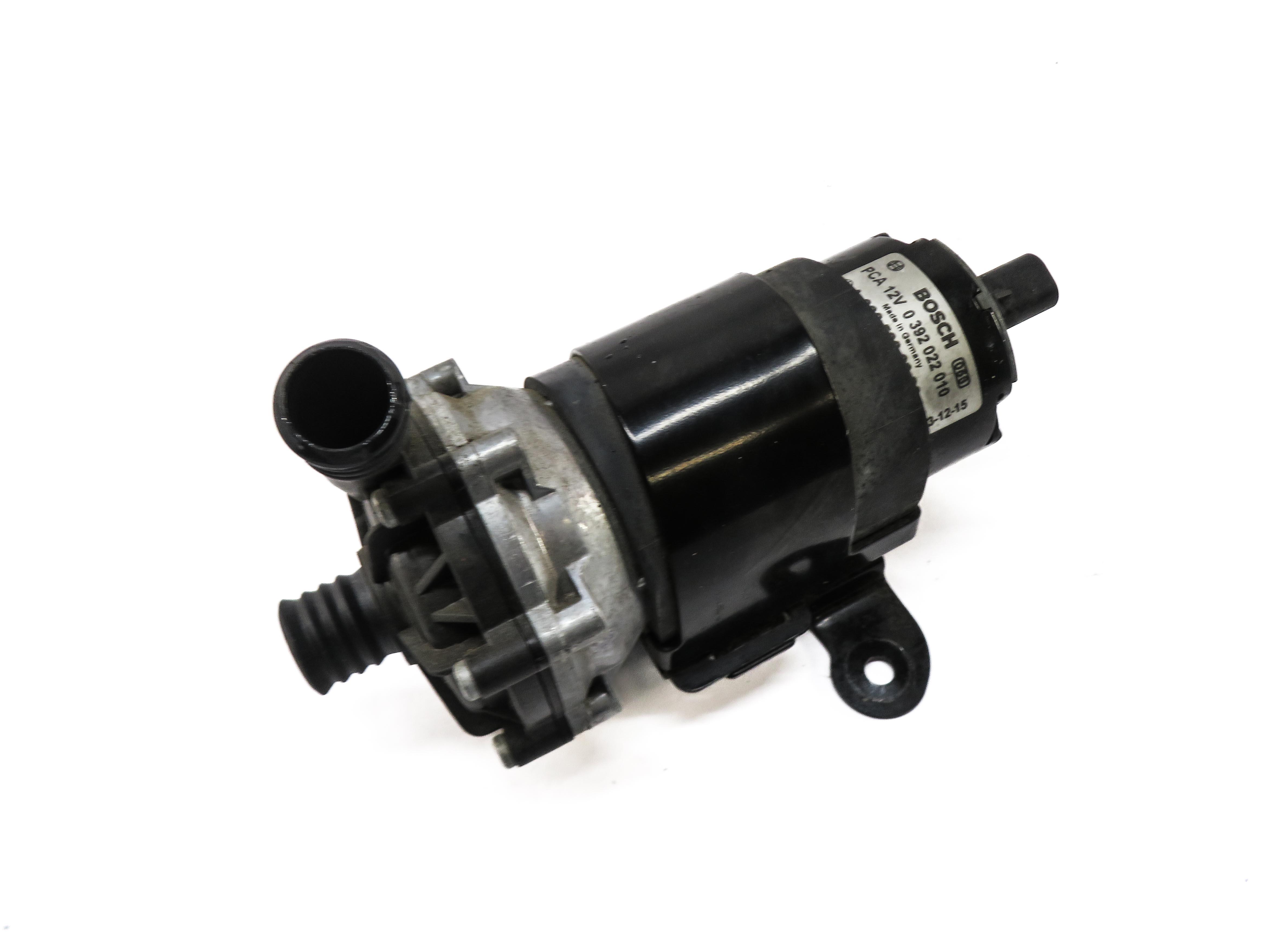 2014 MERCEDES GL450 (X166) 4.6L M278 V8 ENGINE AUXILIARY WATER PUMP — exact item pictured