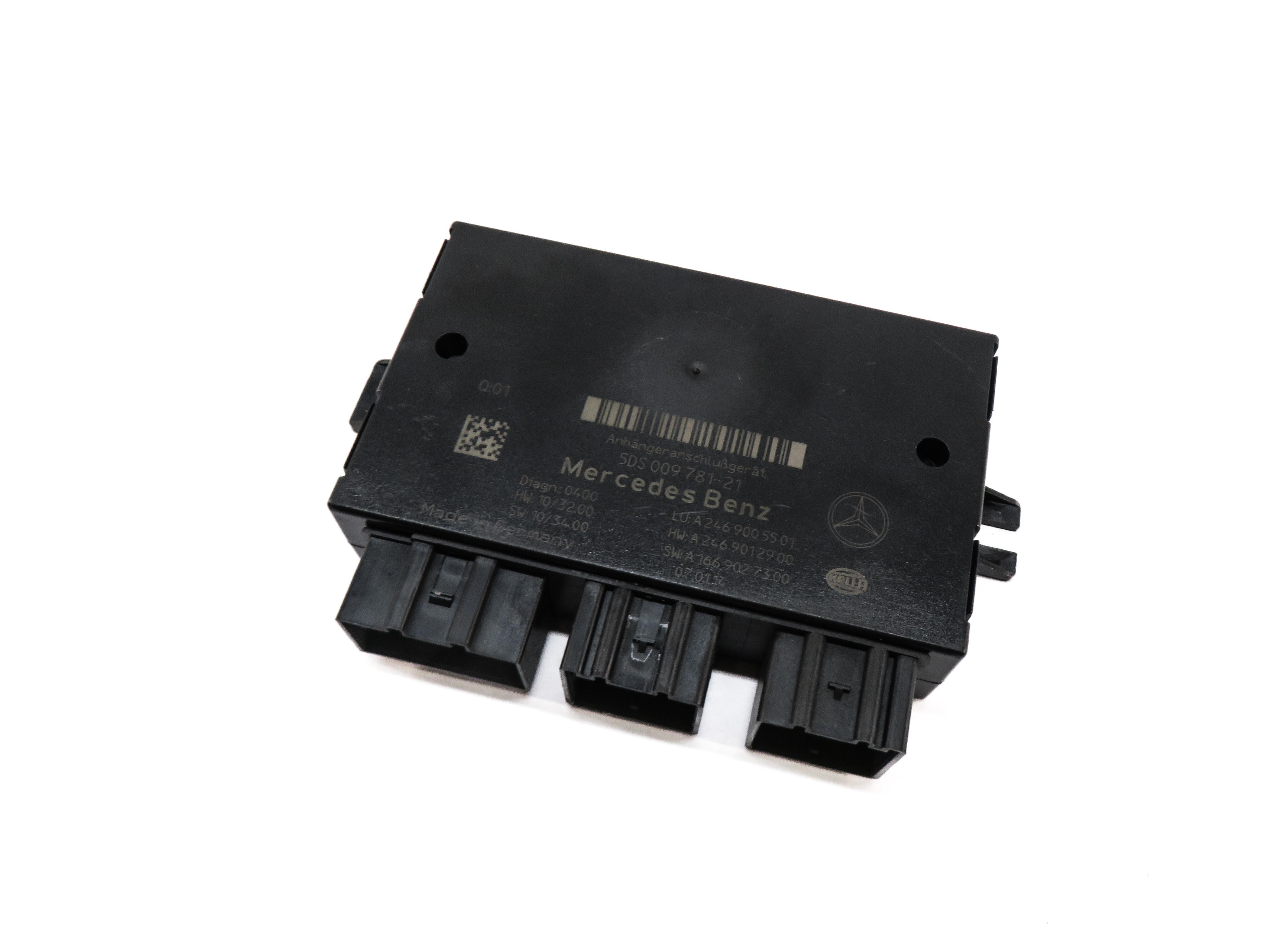 12-17 MERCEDES B250 G550 GL350 GL550 ML350 ML550 (W166 W246 X166) TOWING MODULE — exact item pictured