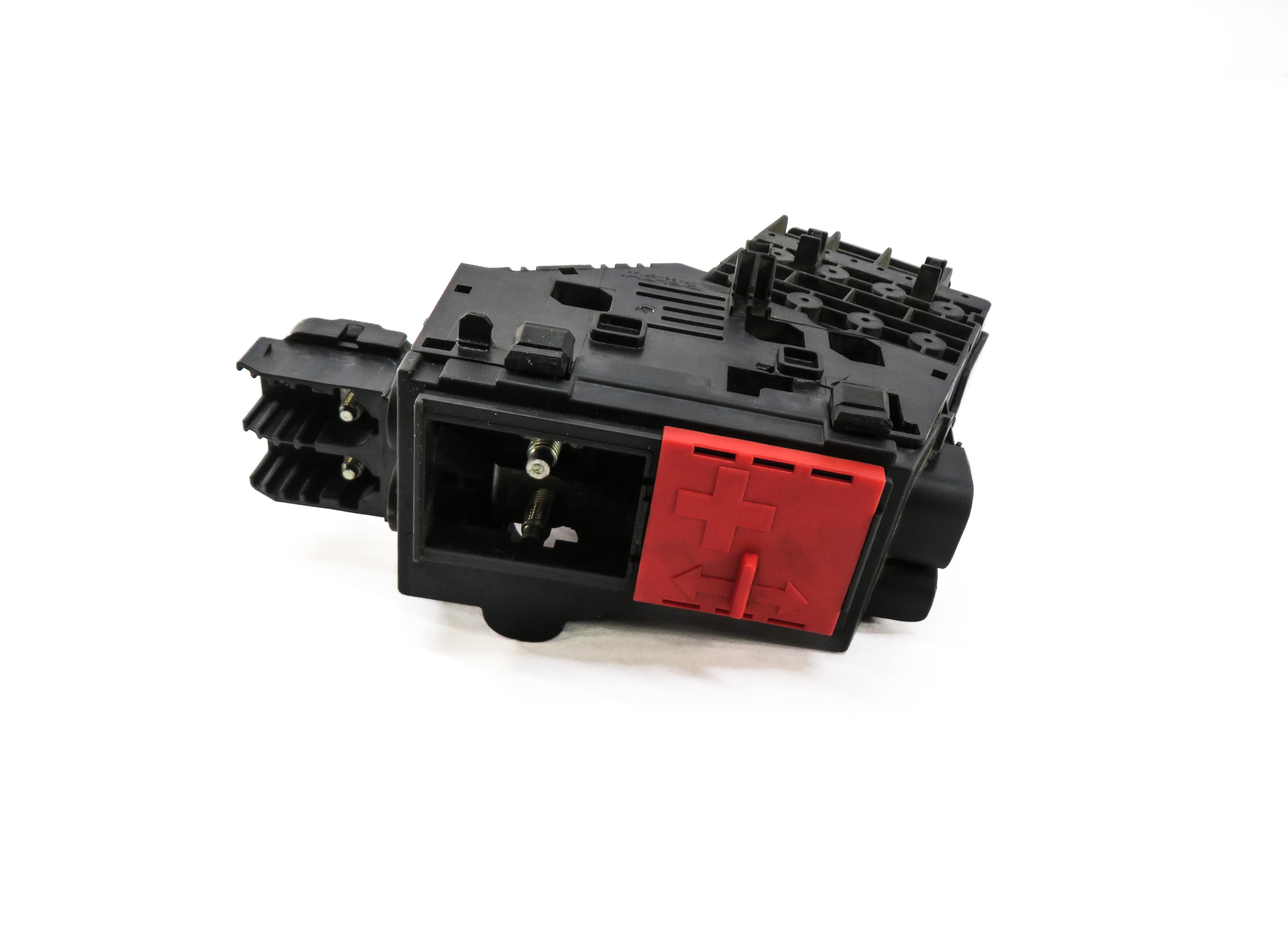 2014 MERCEDES GL450 (X166) FRONT BATTERY JUMP POST TERMINAL POWER JUNCTION BOX — exact item pictured