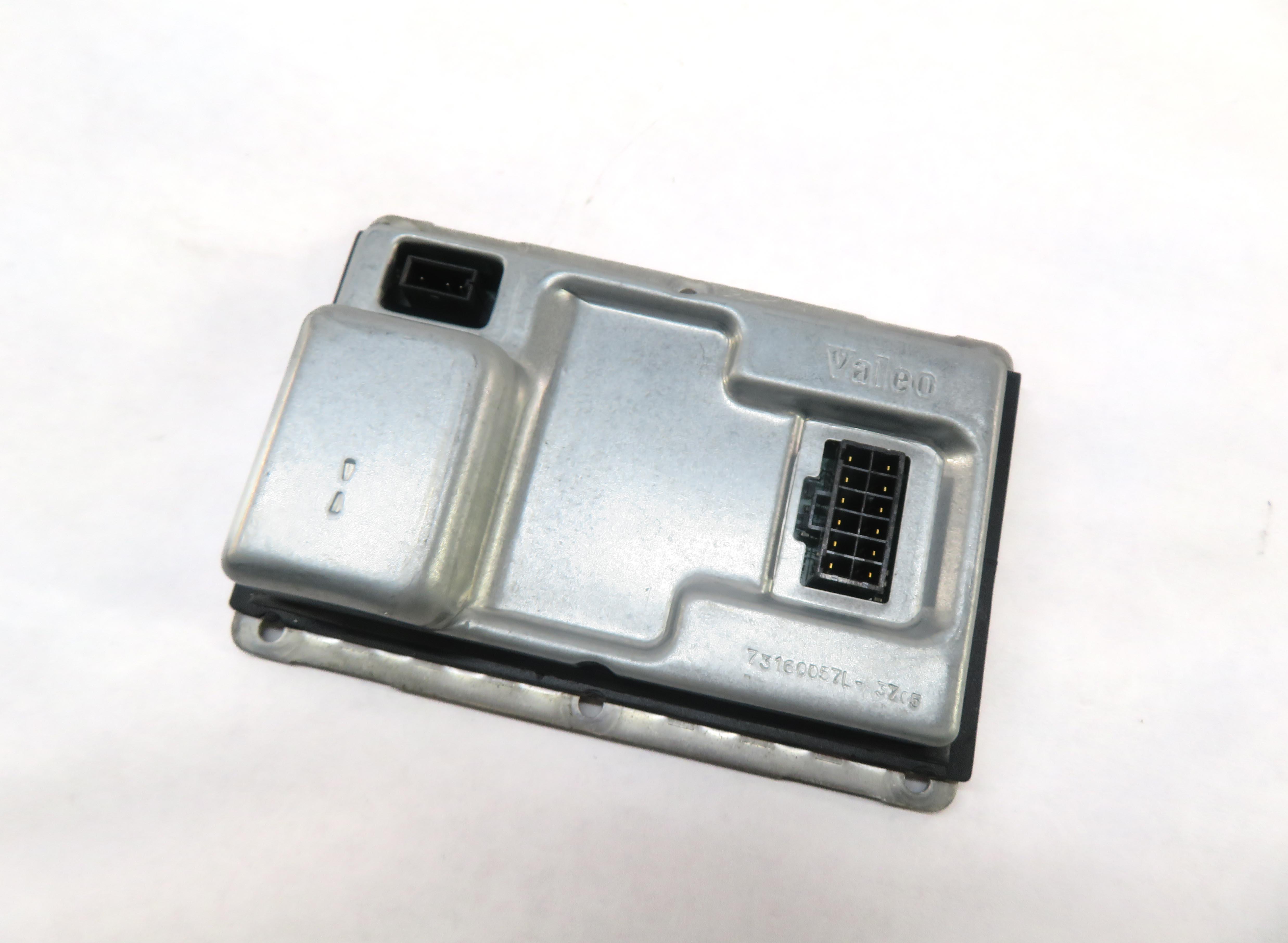 2003-2006 PORSCHE CAYENNE (955) XENON HID HEADLIGHT BALLAST CONTROL MODULE — exact item pictured