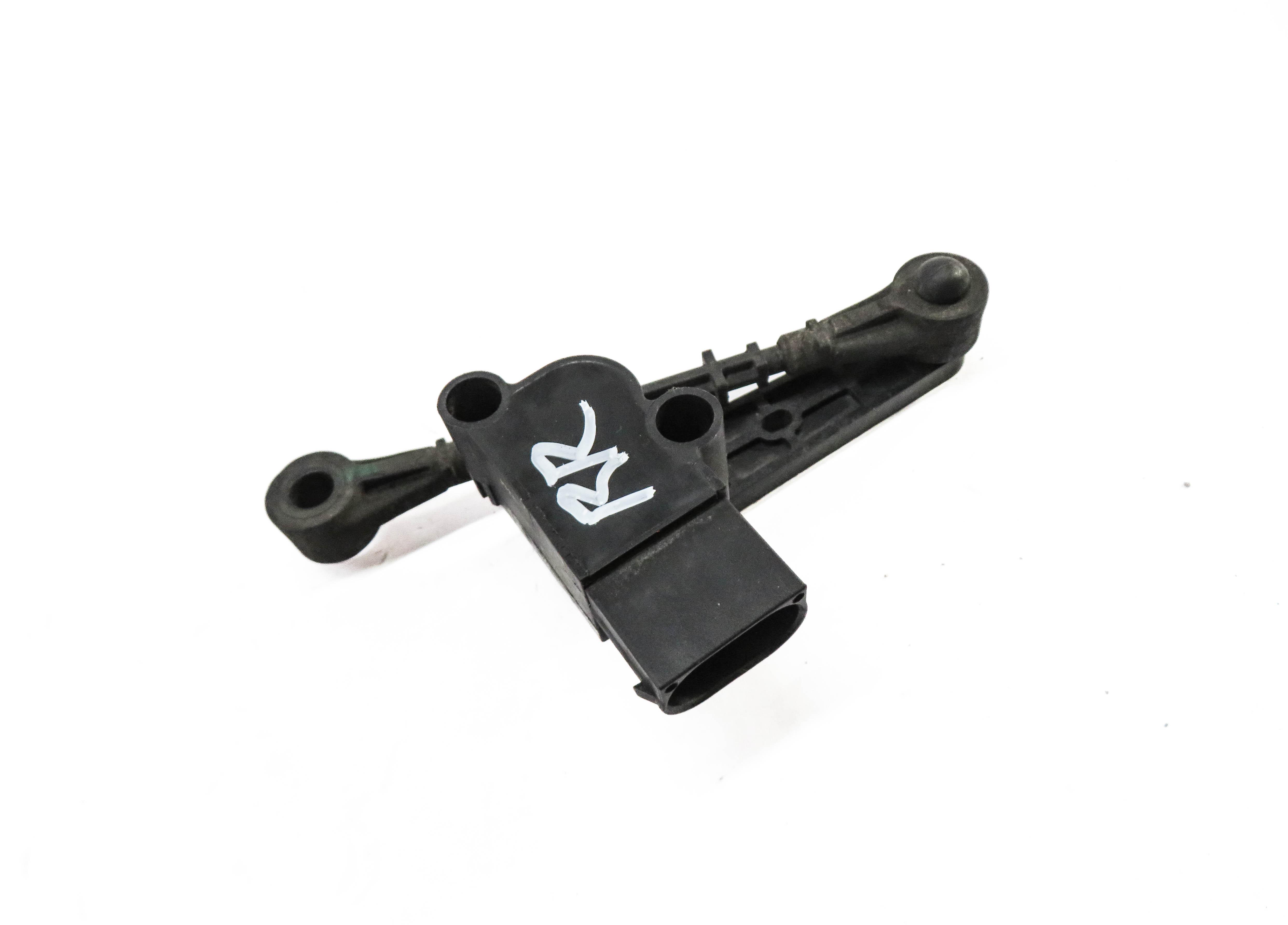 2014 RANGE ROVER SPORT (L494) RIGHT REAR SUSPENSION HEIGHT LEVEL SENSOR — exact item pictured