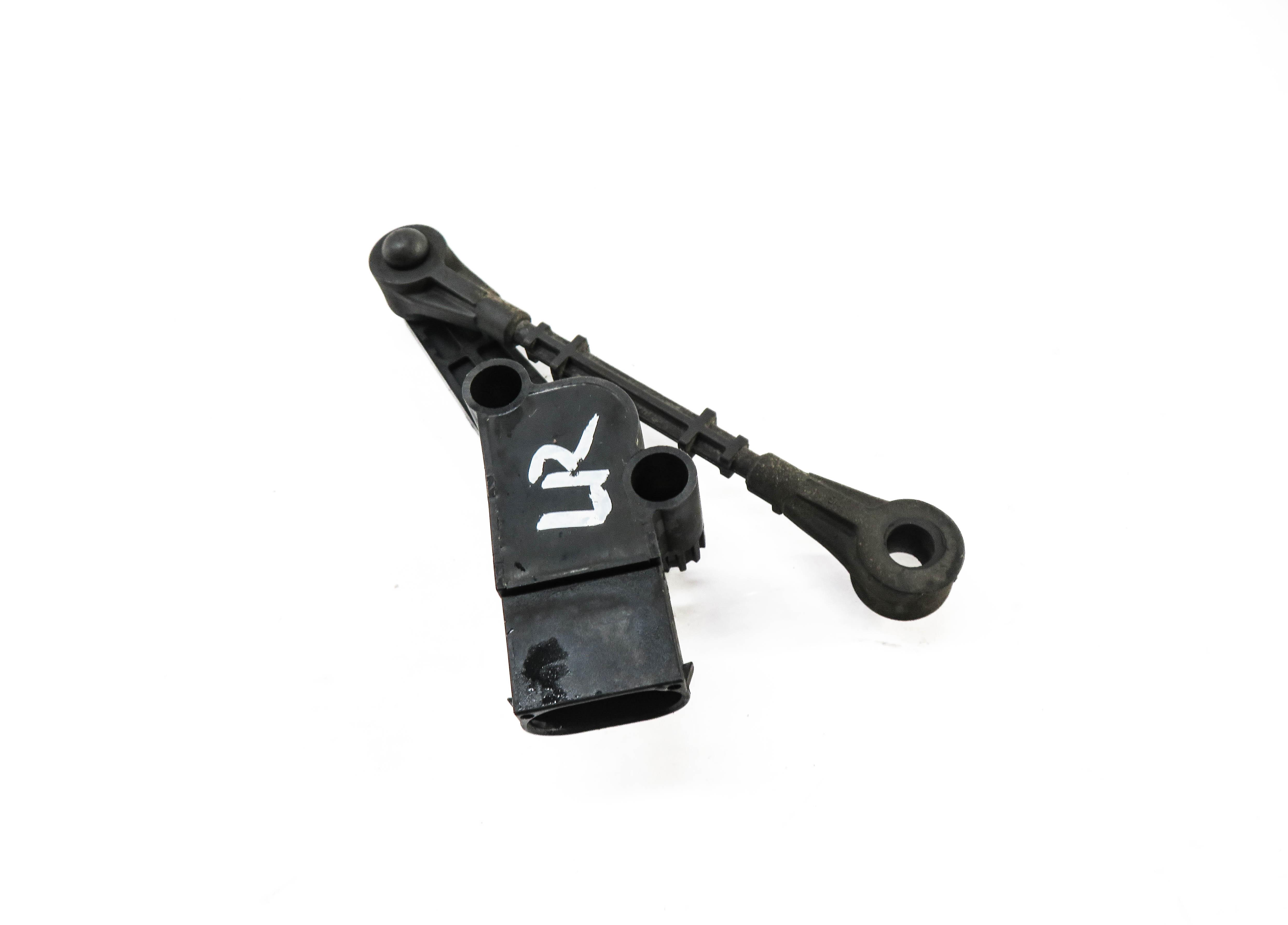 2014 RANGE ROVER SPORT (L494) LEFT REAR SUSPENSION HEIGHT LEVEL SENSOR — exact item pictured
