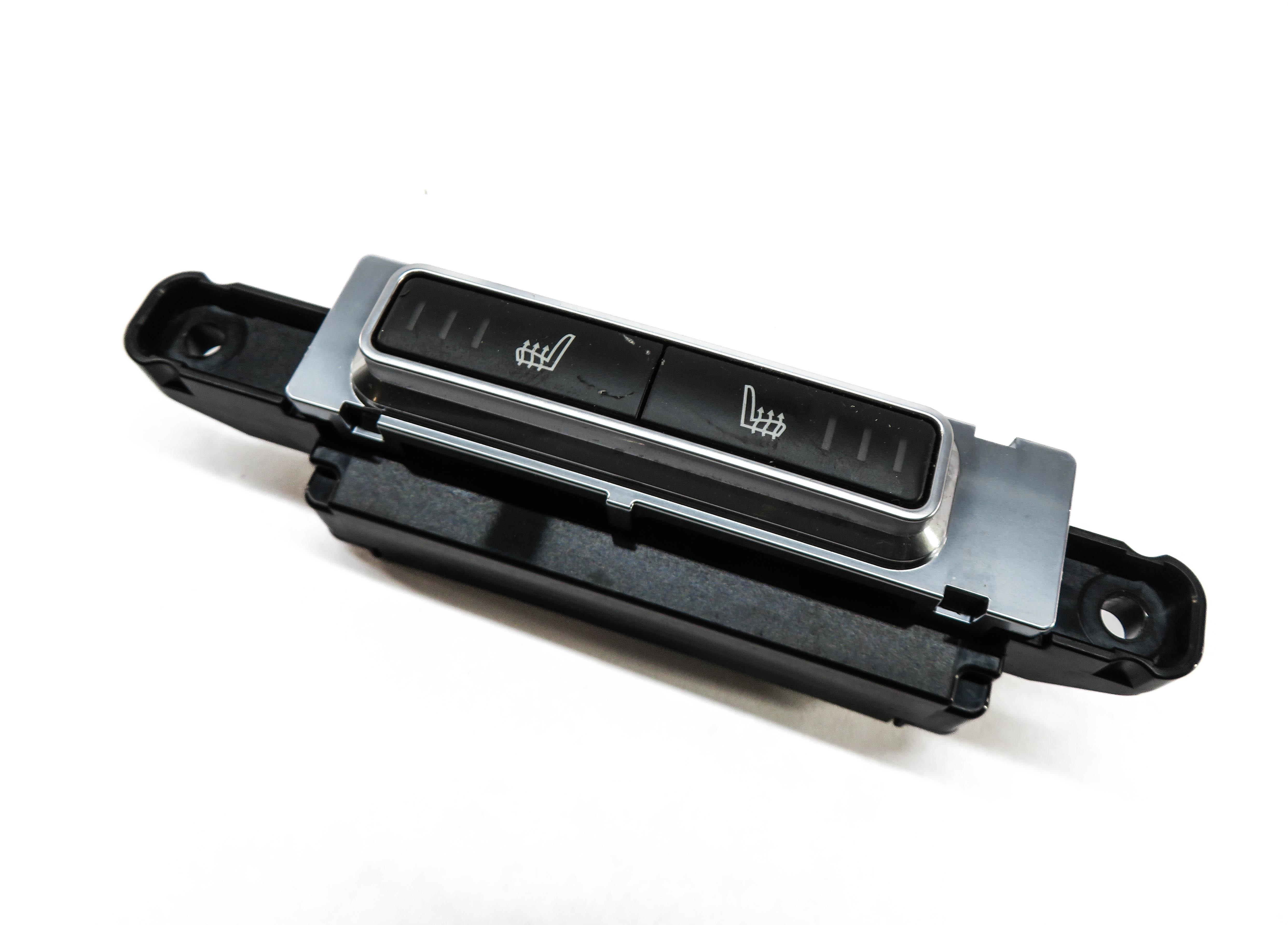 2014 RANGE ROVER SPORT (L494) REAR HEATED SEAT SWITCH BUTTON — exact item pictured