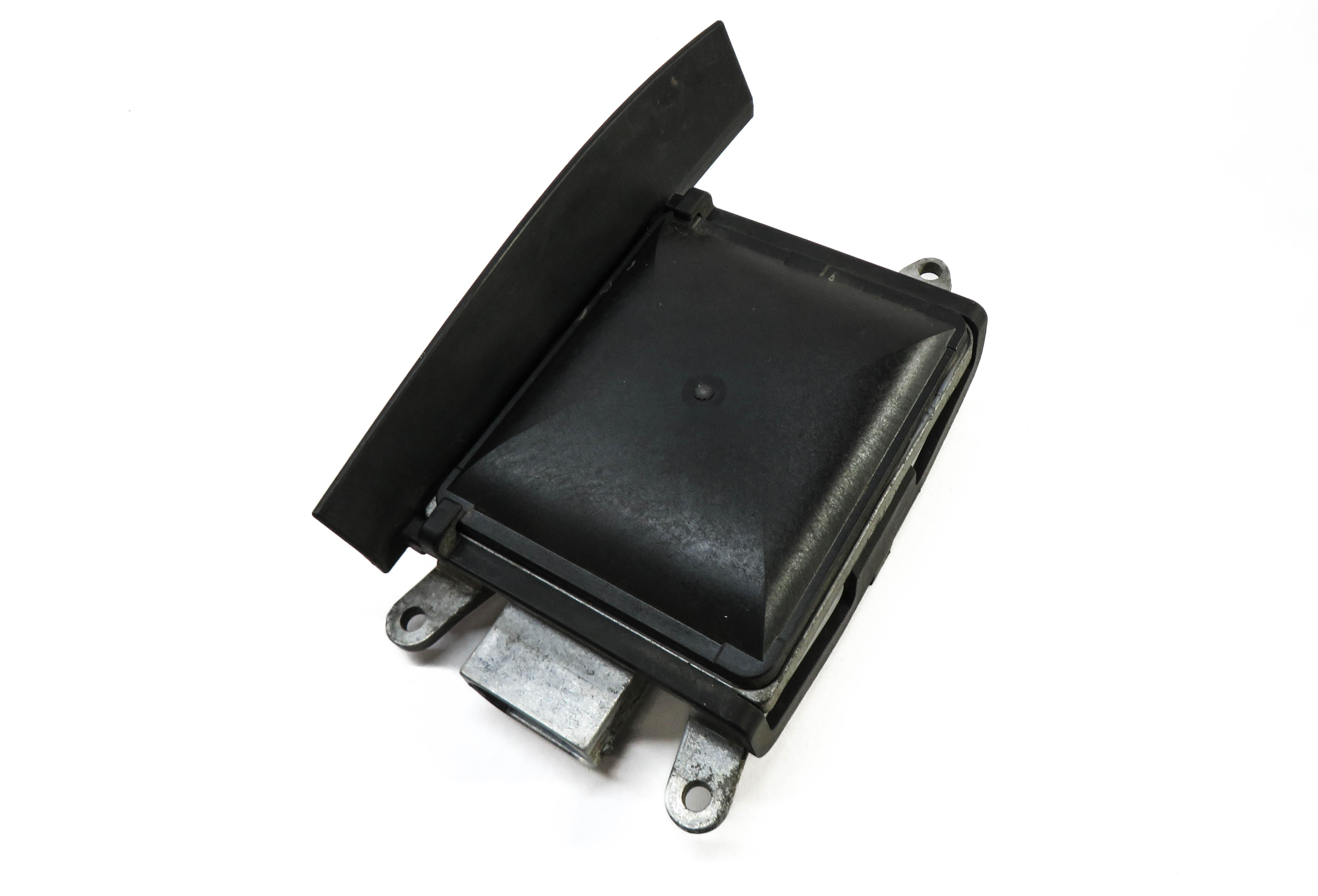 2013 BMW M5 ///M (F10) RIGHT REAR BLIND SPOT RADAR SENSOR MODULE (MASTER) — exact item pictured