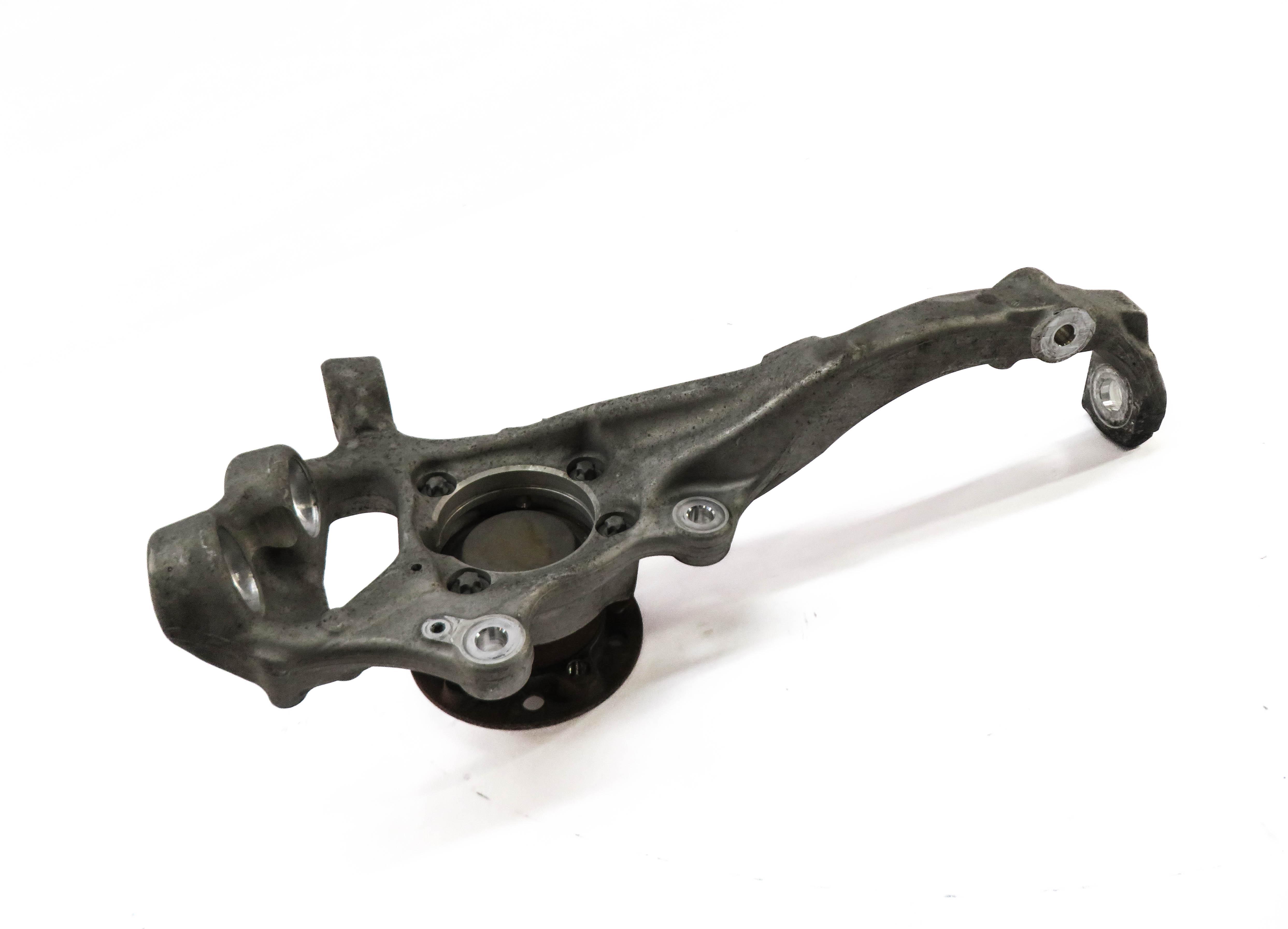 2016-2022 MERCEDES GLC300 GLC350E (X253) RIGHT FRONT PASSENGER SPINDLE KNUCKLE — exact item pictured