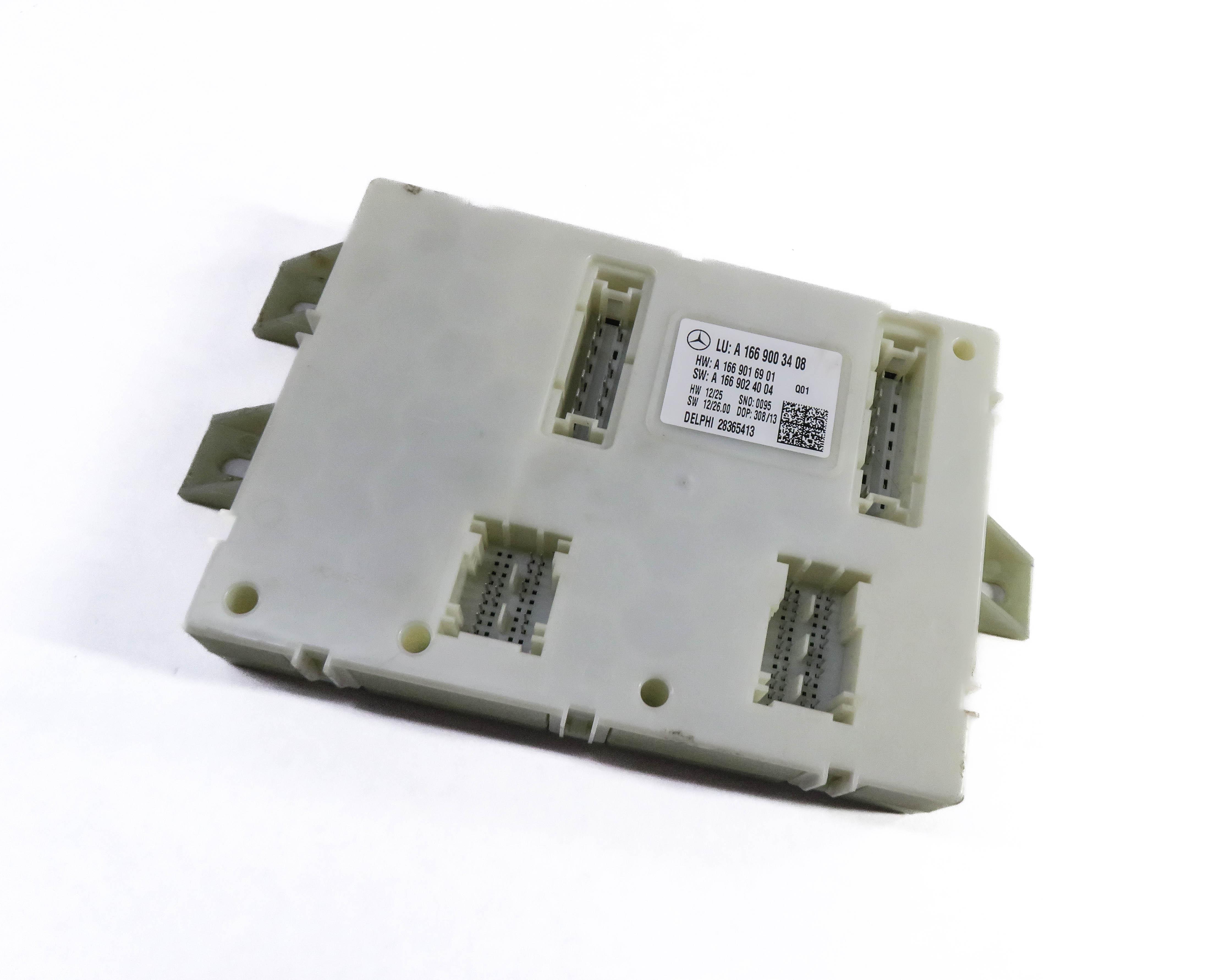 2014 MERCEDES GL450 (X166) REAR SIGNAL ACQUISITON CONTROL MODULE SAM — exact item pictured