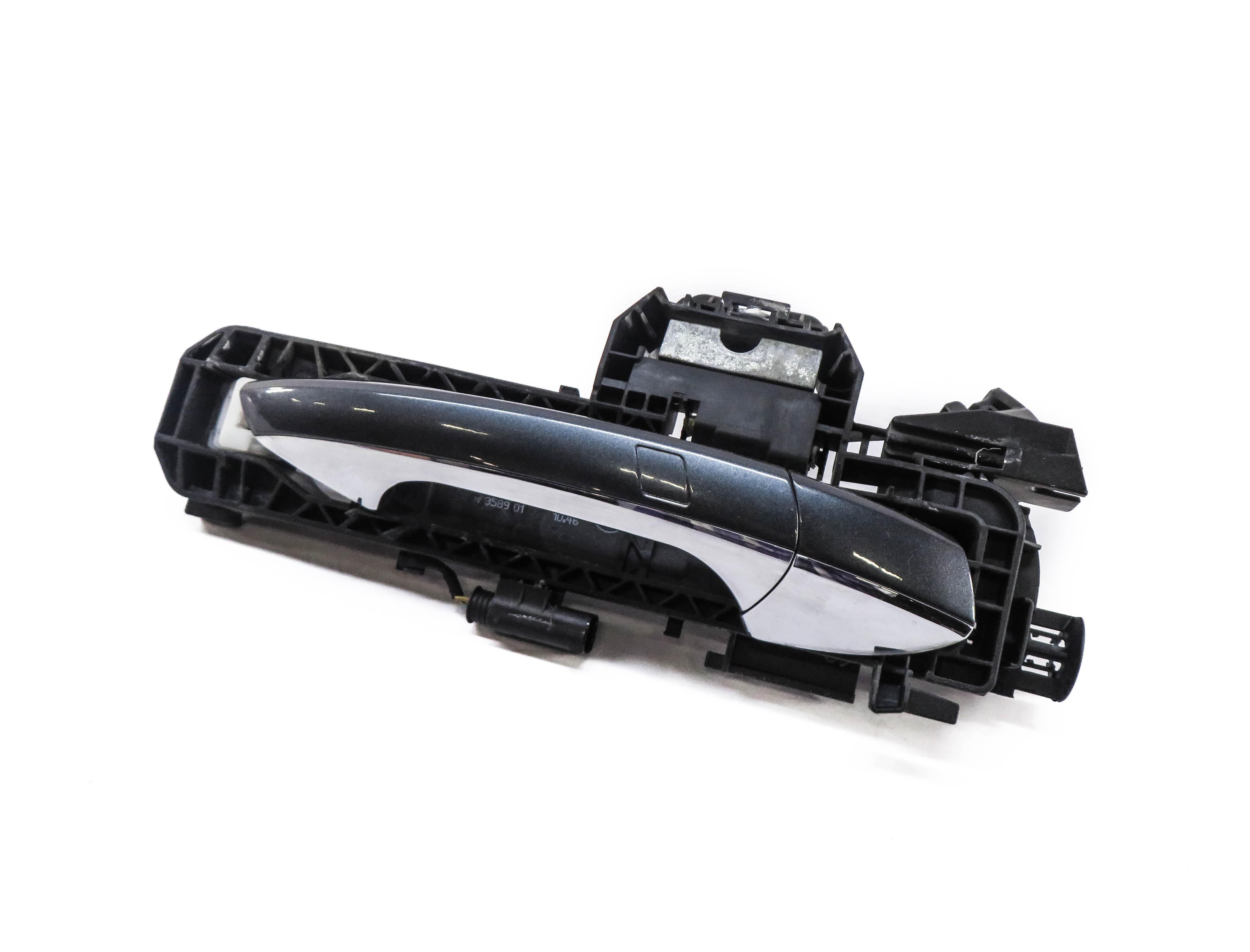 13-16 MERCEDES GL350 GL450 GL550 ML350 - RIGHT REAR KEYLESS DOOR HANDLE (GRAY) — exact item pictured