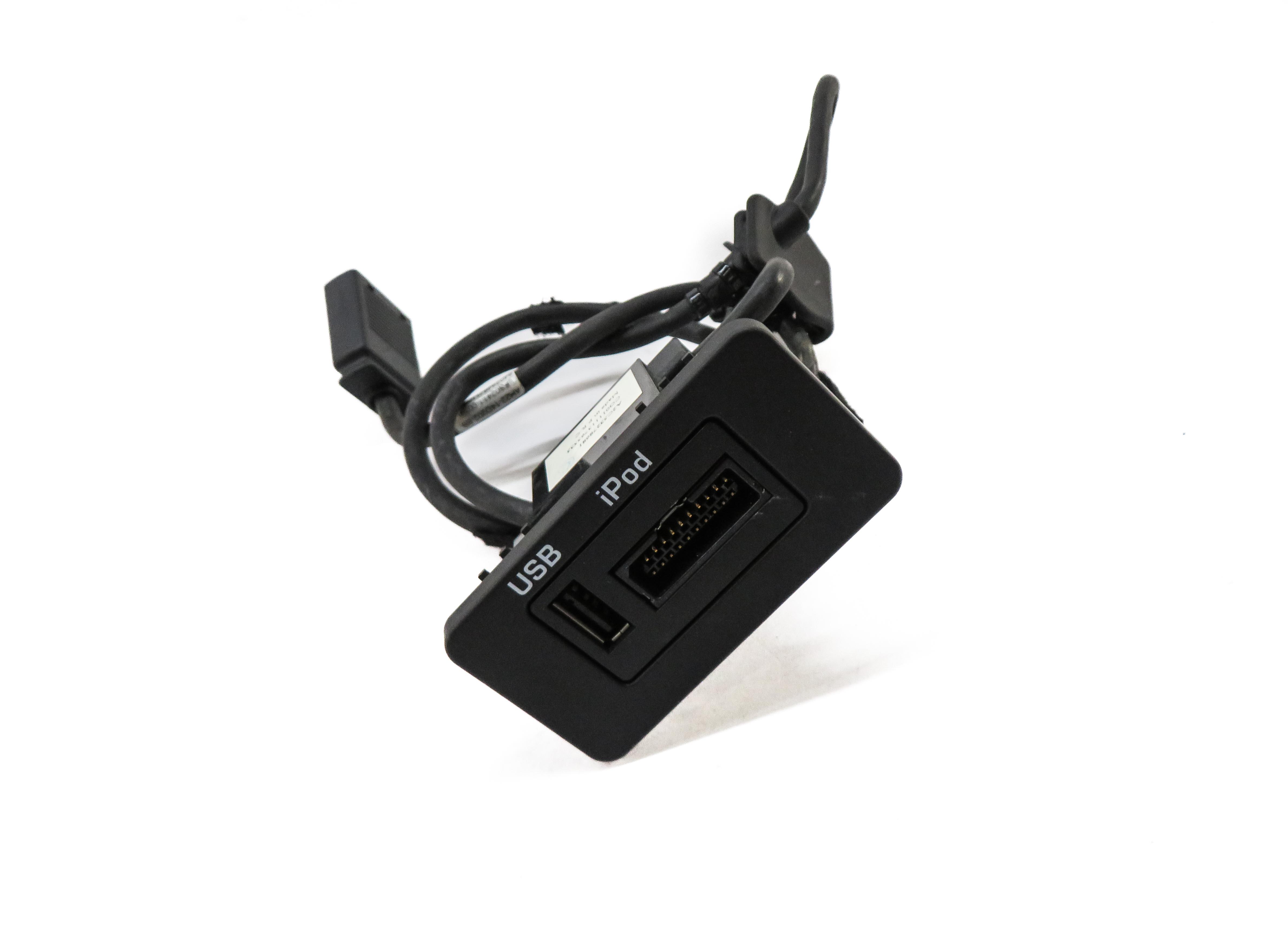 2011 RANGE ROVER SPORT (L320) USB i-POD INTERFACE PLUG PORT — exact item pictured
