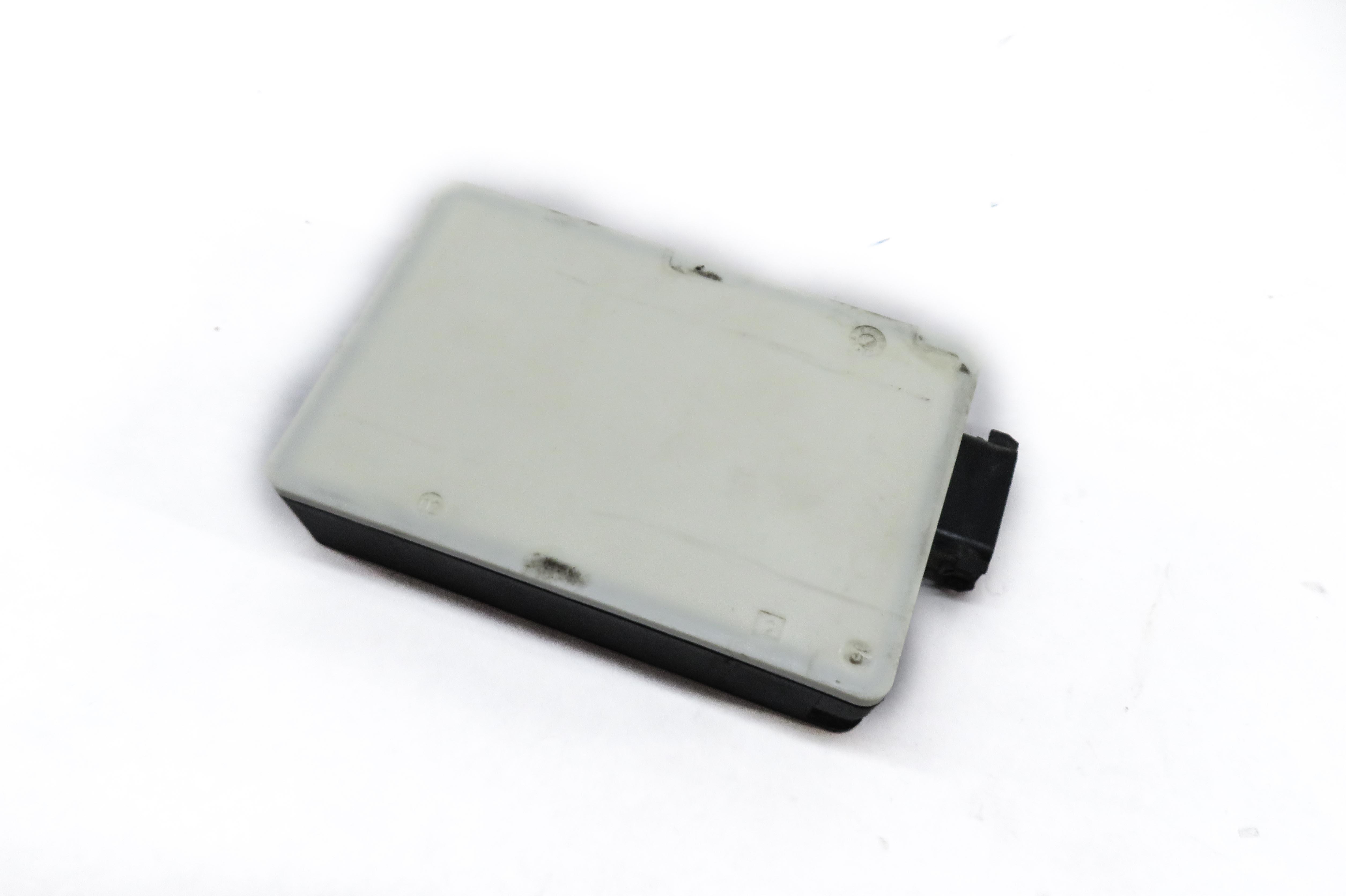2014 MERCEDES GL350 GL450 GL550 GL63 CLS550 (C218 X166) BLIND SPOT RADAR MODULE — exact item pictured