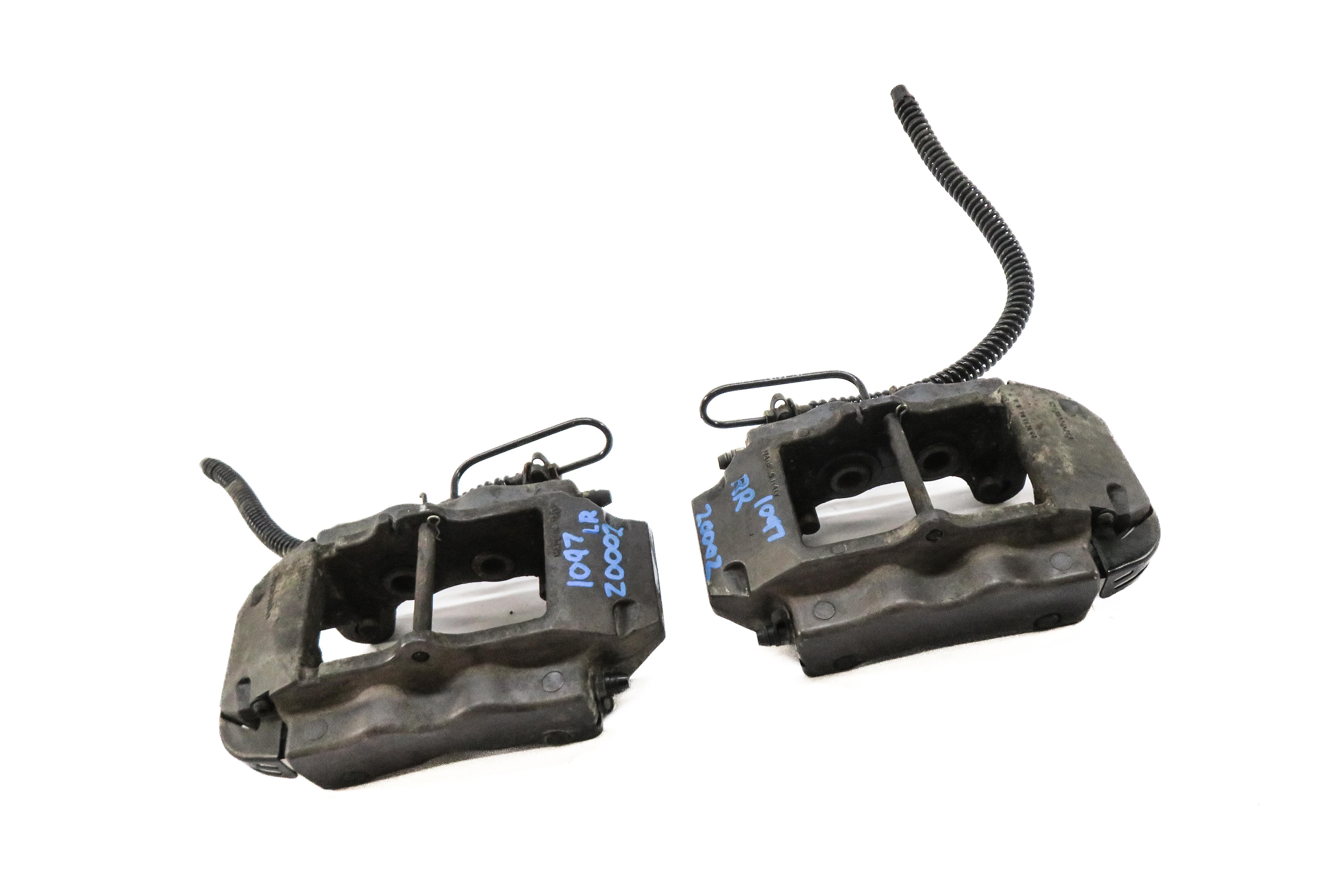 2004-2015 VW TOUAREG - AUDI Q7 (4L) REAR ABS DISC BRAKE CALIPER SET (BREMBO) — exact item pictured