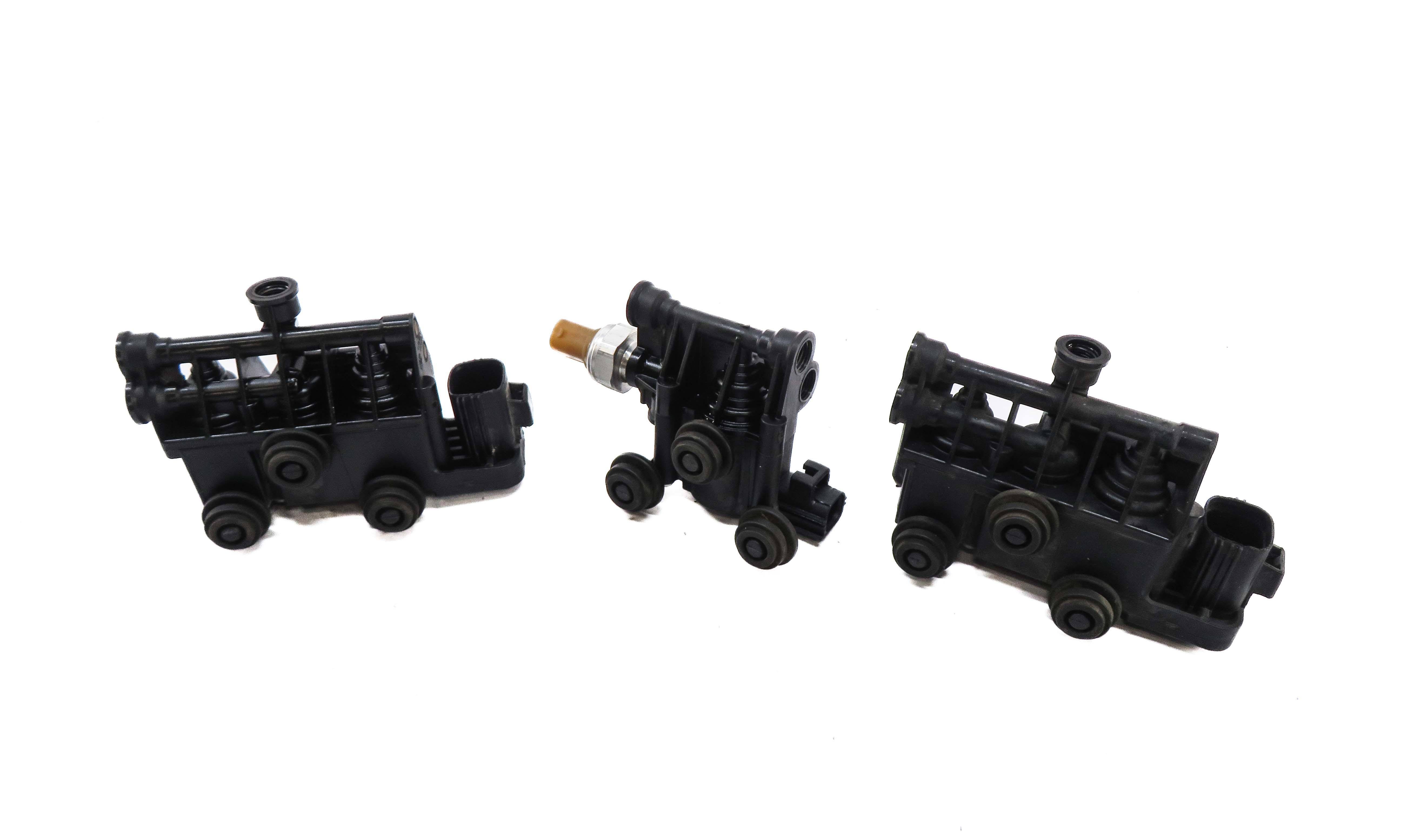 2012 RANGE ROVER SPORT (L320) AIR SUSPENSION VALVE BLOCK SET — exact item pictured