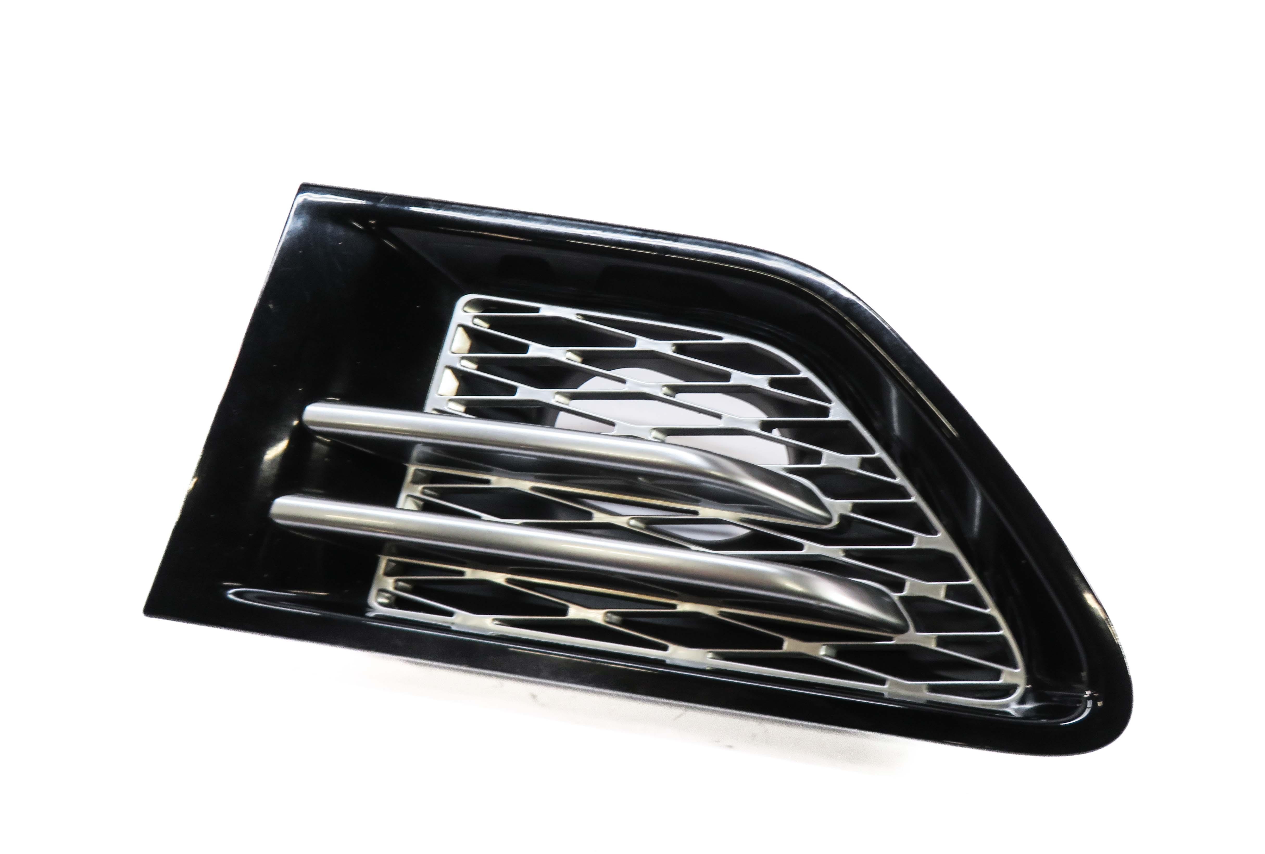 2012 RANGE ROVER SPORT (L320) LEFT FRONT DRIVER FENDER AIR VENT GRILLE TRIM — exact item pictured
