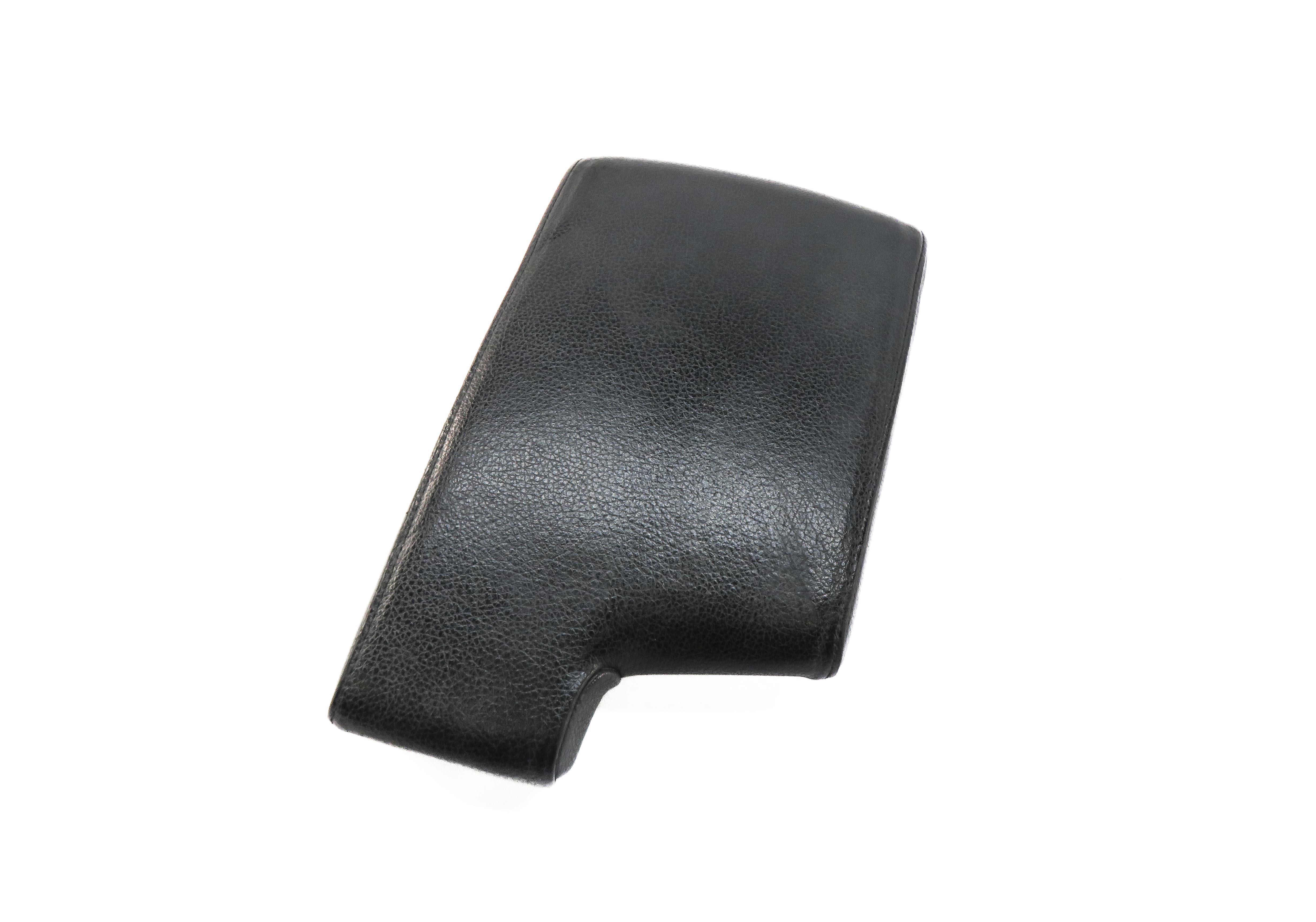 2009-2011 BMW 323i 328i 335i M3 (E90 E91 E92 E93) CENTER CONSOLE ARMREST (BLACK) — exact item pictured