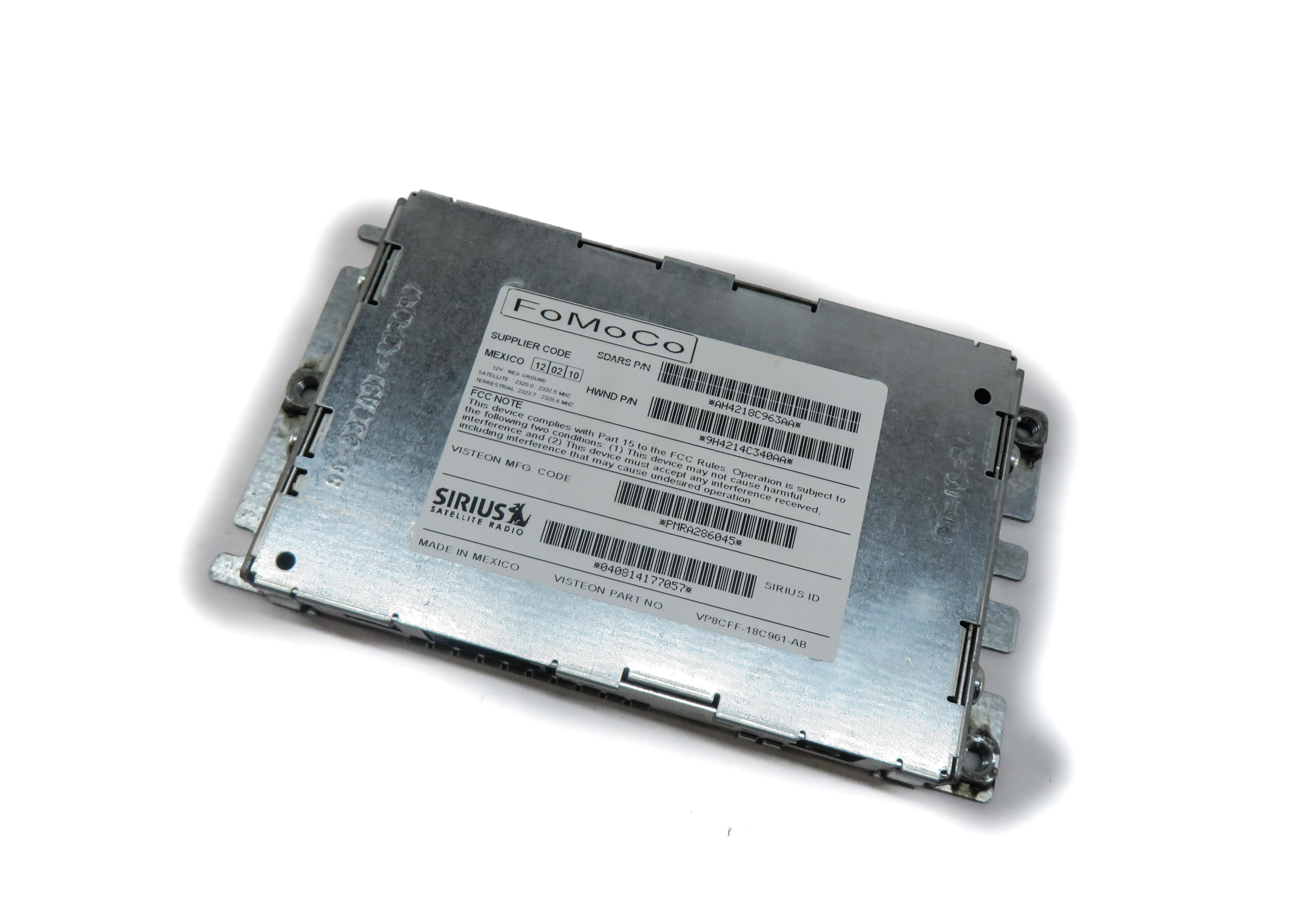 2007-2012 LR3 - RANGE ROVER SPORT (L320) SIRIUS SATELLITE RADIO RECEIVER MODULE — exact item pictured