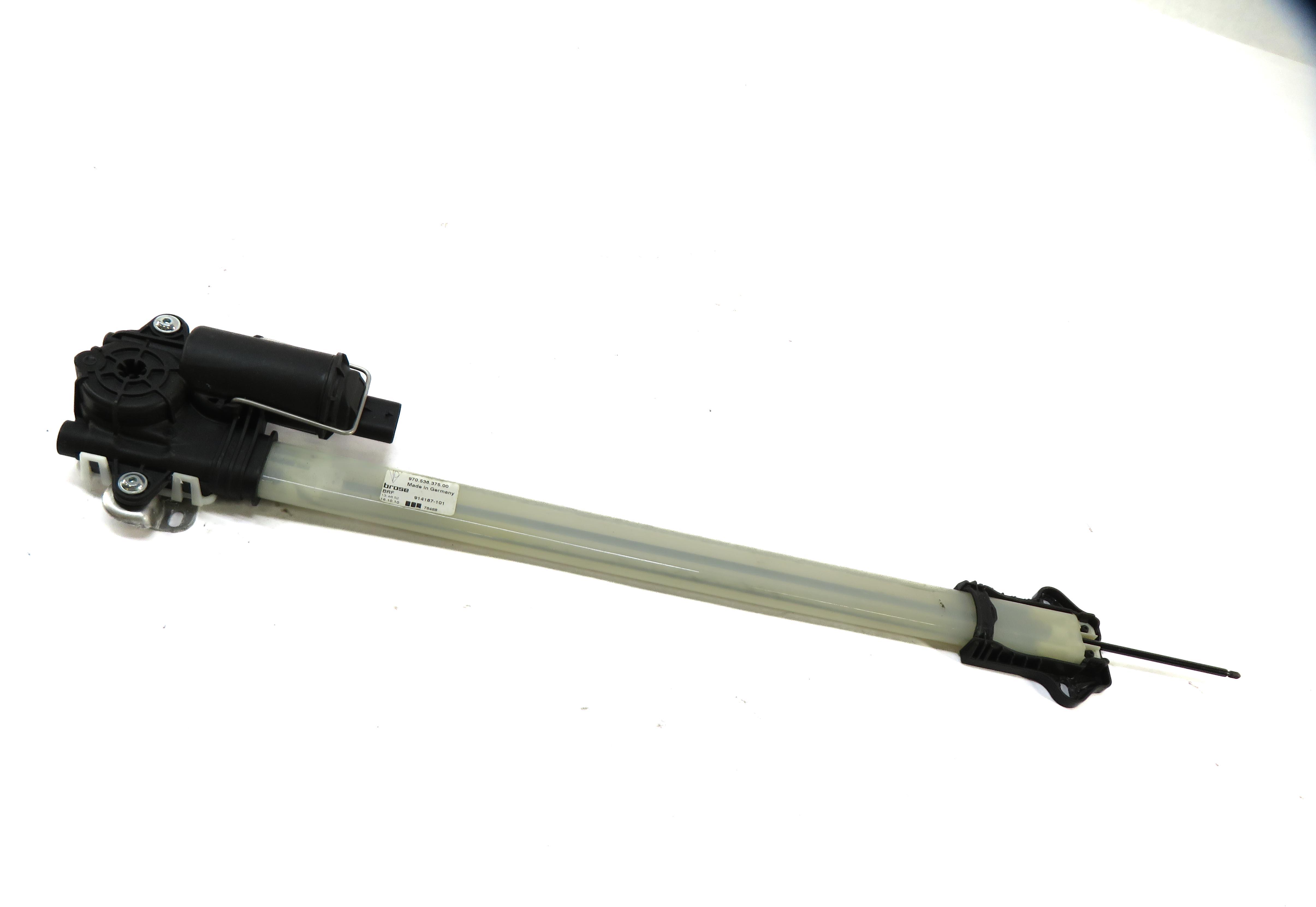 2011 PORSCHE PANAMERA (970 G1) RIGHT REAR DOOR SUNSHADE MOTOR — exact item pictured