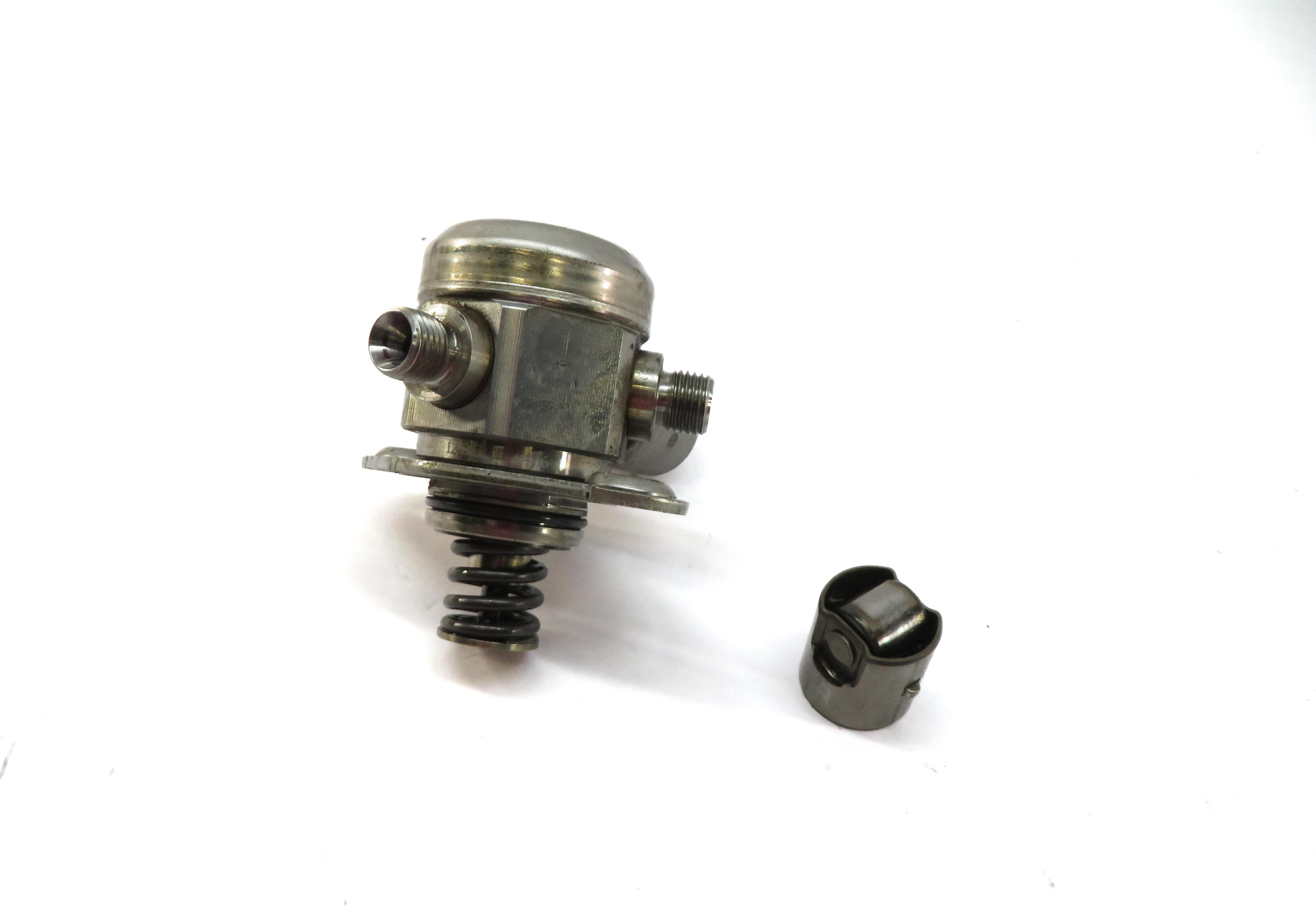 08-14 BMW 550i 650i 750i X5 X6 (F01 F10 E70 E71 E72) 4.4L - MECHANICAL FUEL PUMP — exact item pictured