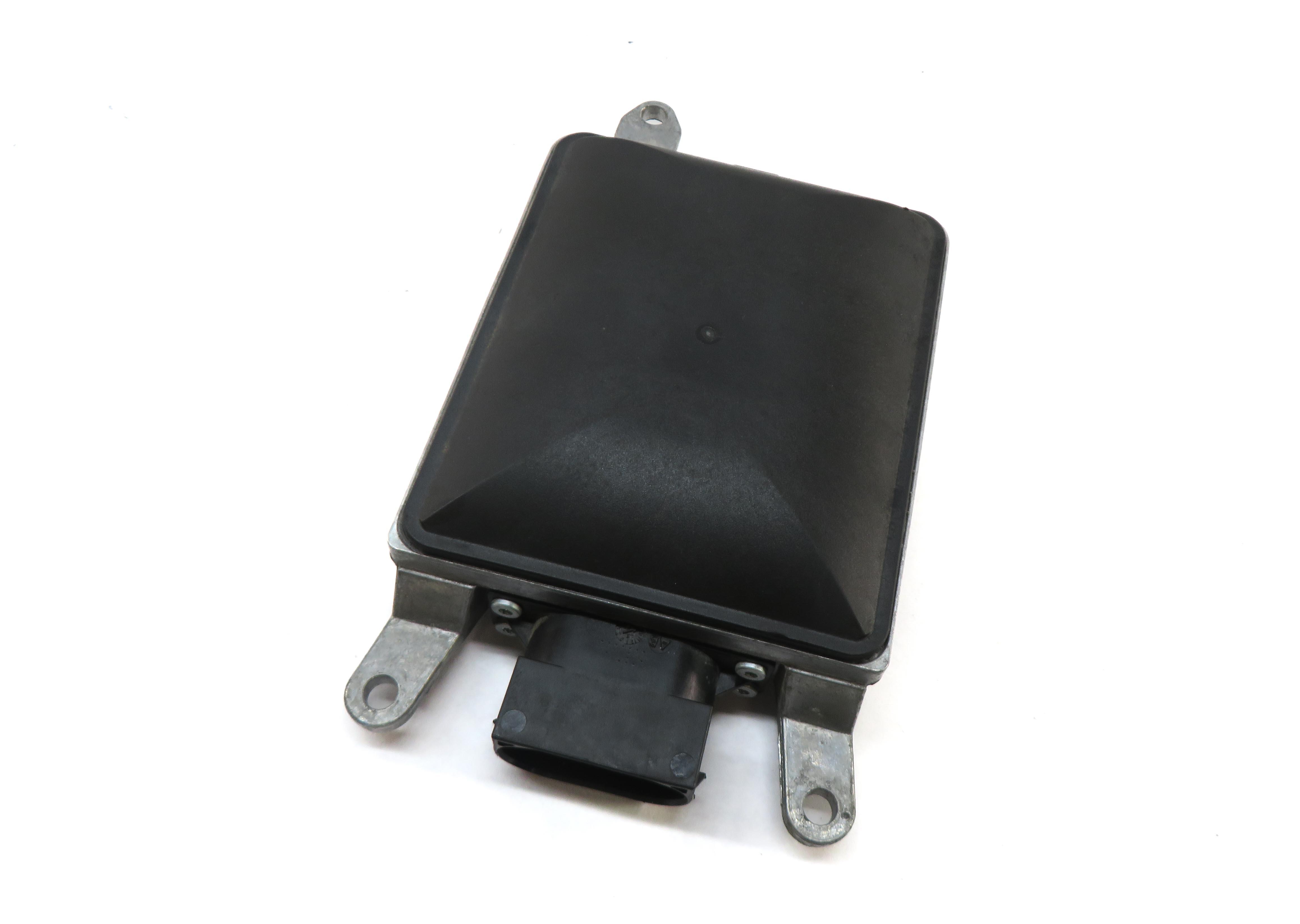 2015-2016 AUDI A3 S3 (8V) RIGHT LANE DEPARTURE BLIND SPOT CONTROL MODULE (SLAVE) — exact item pictured
