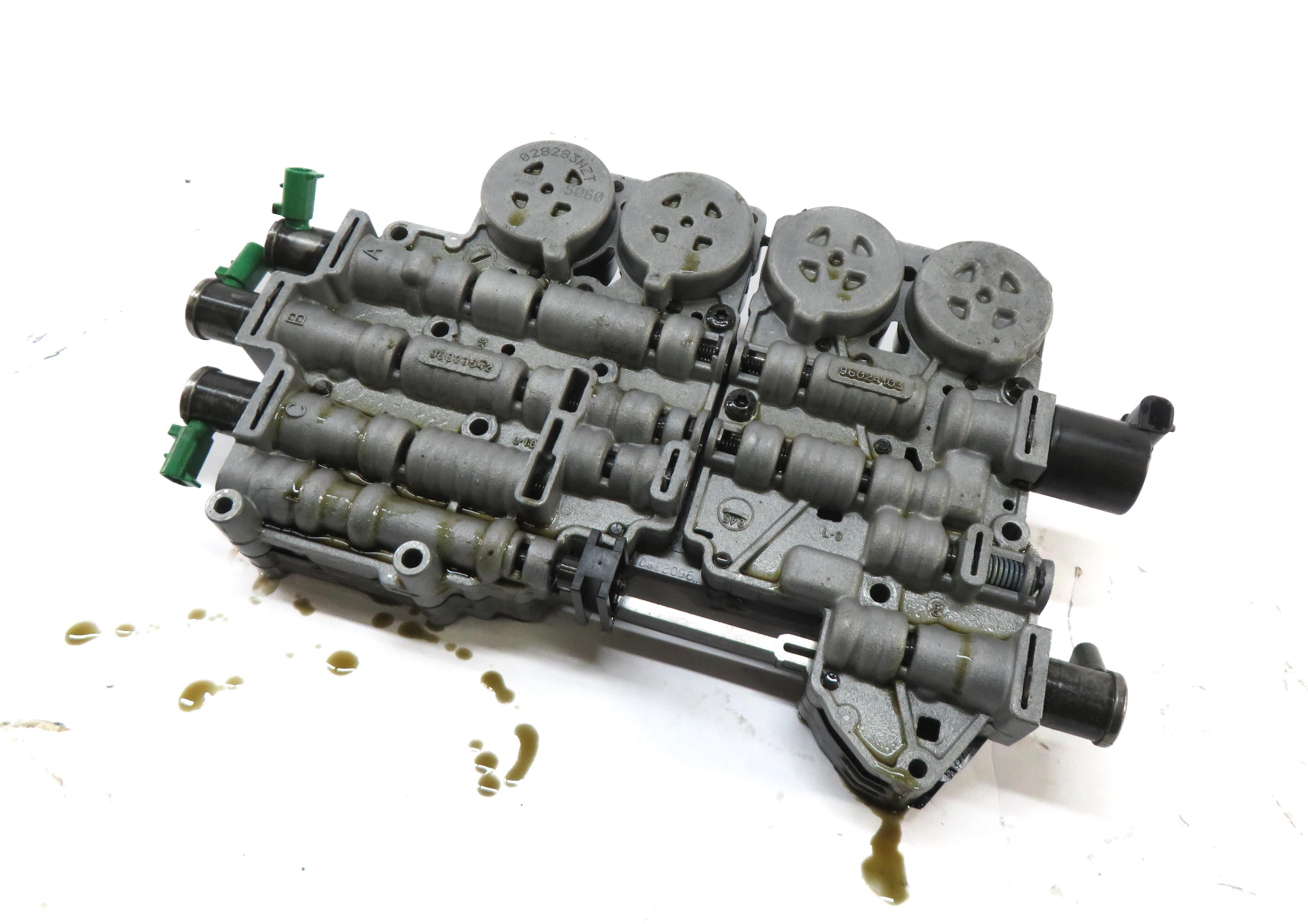 03-05 BMW 325XI (E46) 2.5L M54 AUTOMATIC AWD TRANSMISSION VALVE BODY  — exact item pictured
