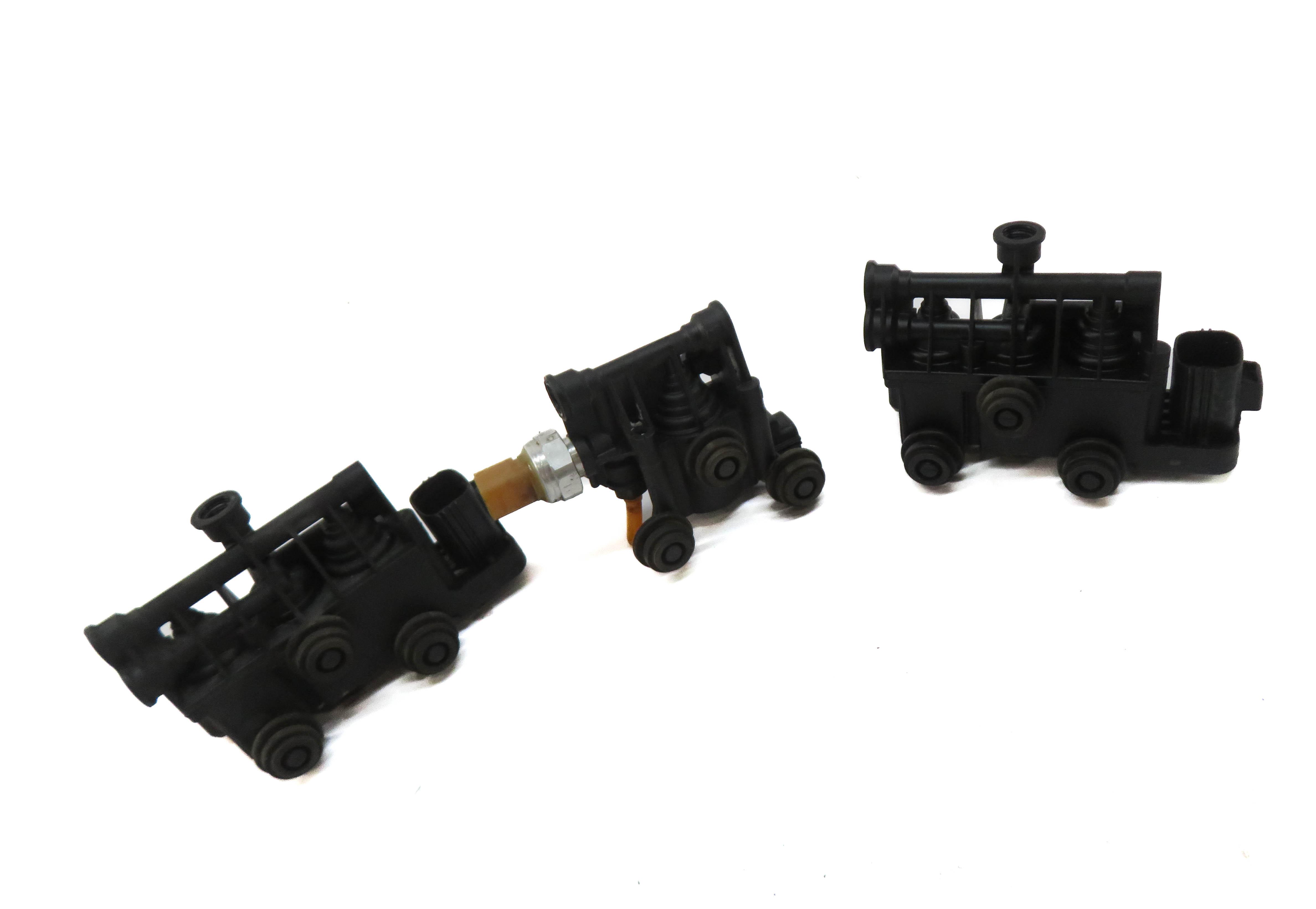 2008 RANGE ROVER SPORT (L320) AIR SUSPENSION VALVE BLOCK SET-3 — exact item pictured