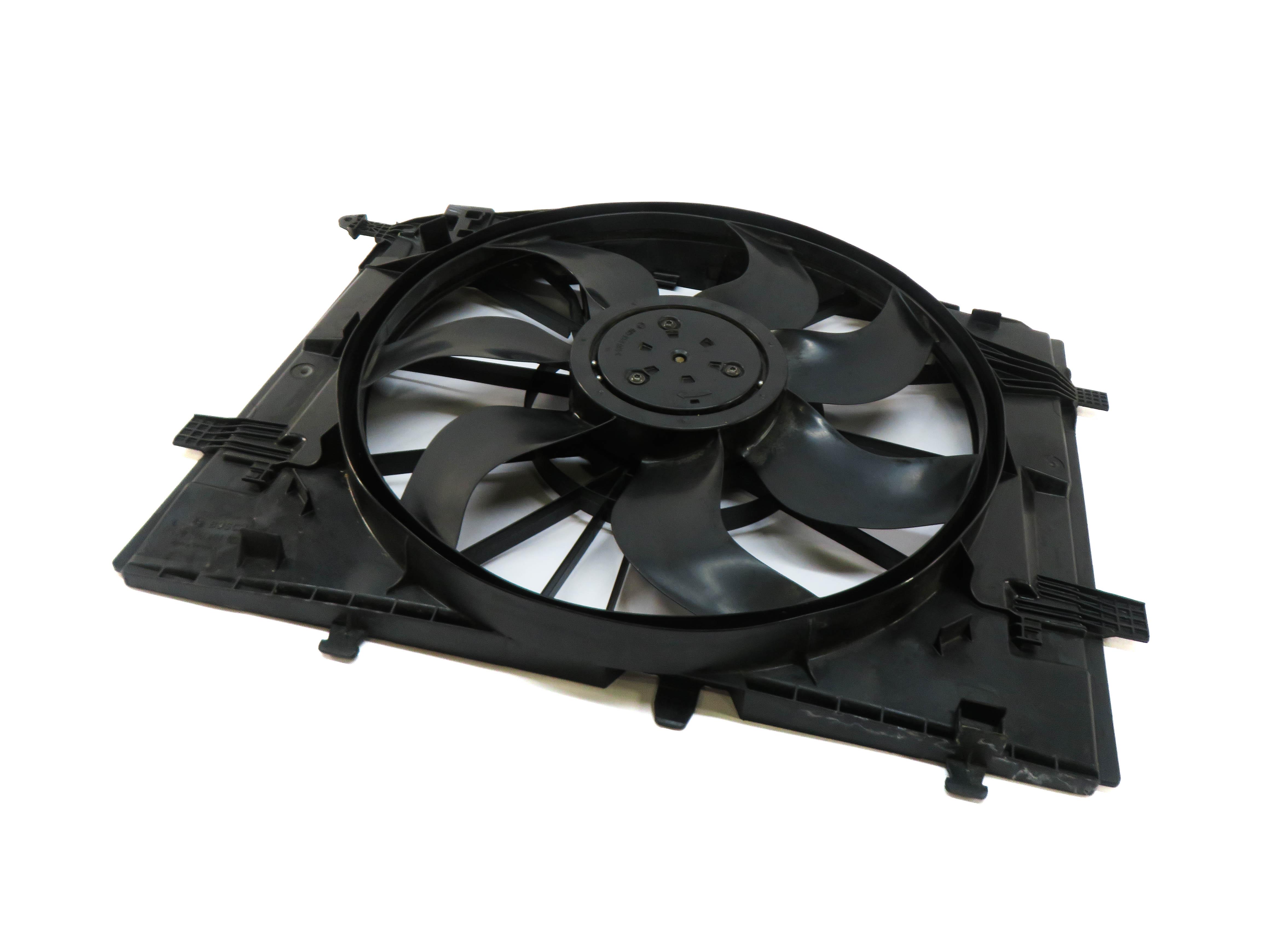 15-21 MERCEDES C300 C400 W205 ELECTRIC RADIATOR COOLING FAN MOTOR BLADE & SHROUD — exact item pictured