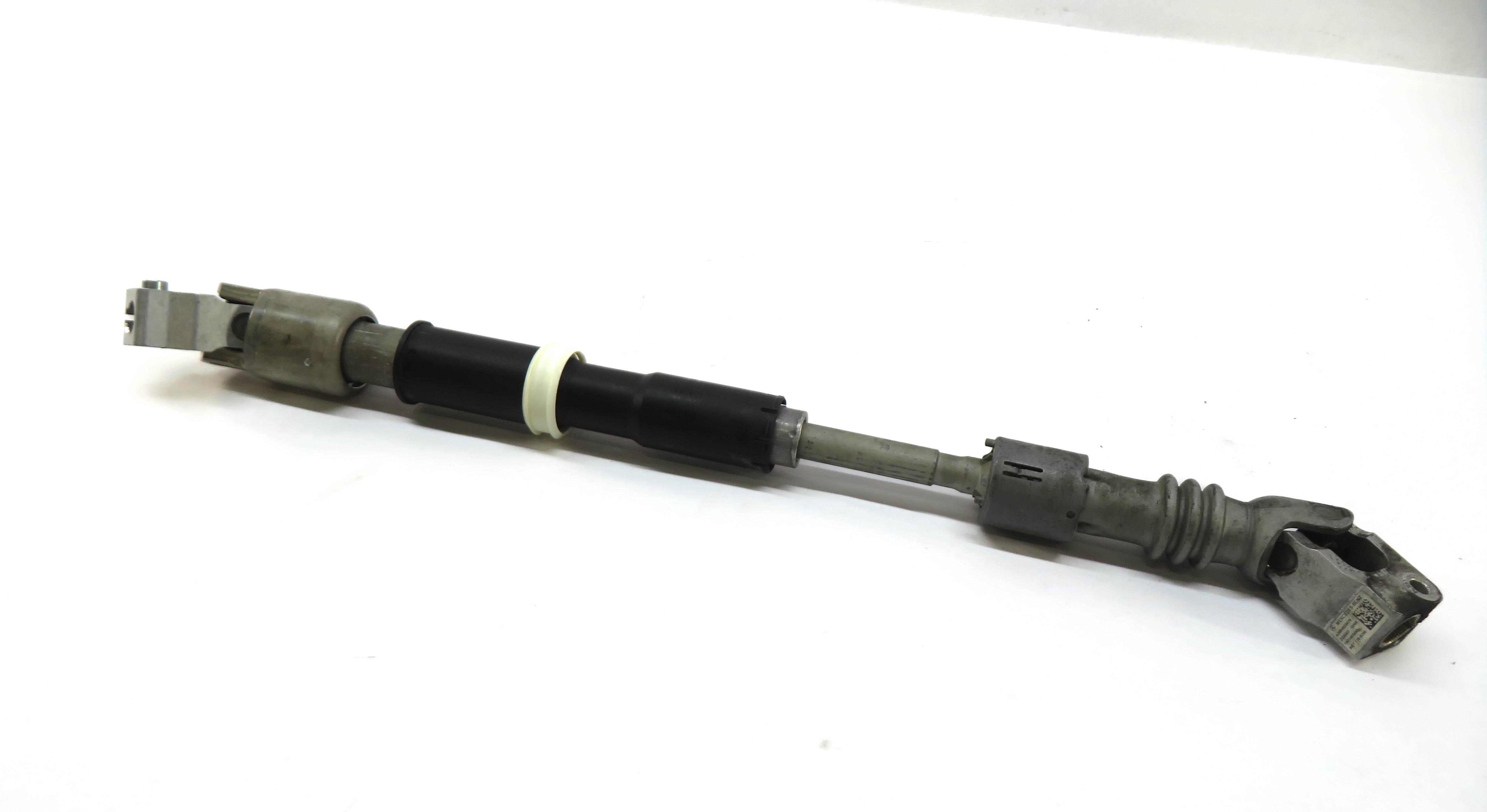15-18 MERCEDES C-CLASS (W205) FRONT LEFT DRIVER STEERING COLUMN U-JOINT SHAFT — exact item pictured