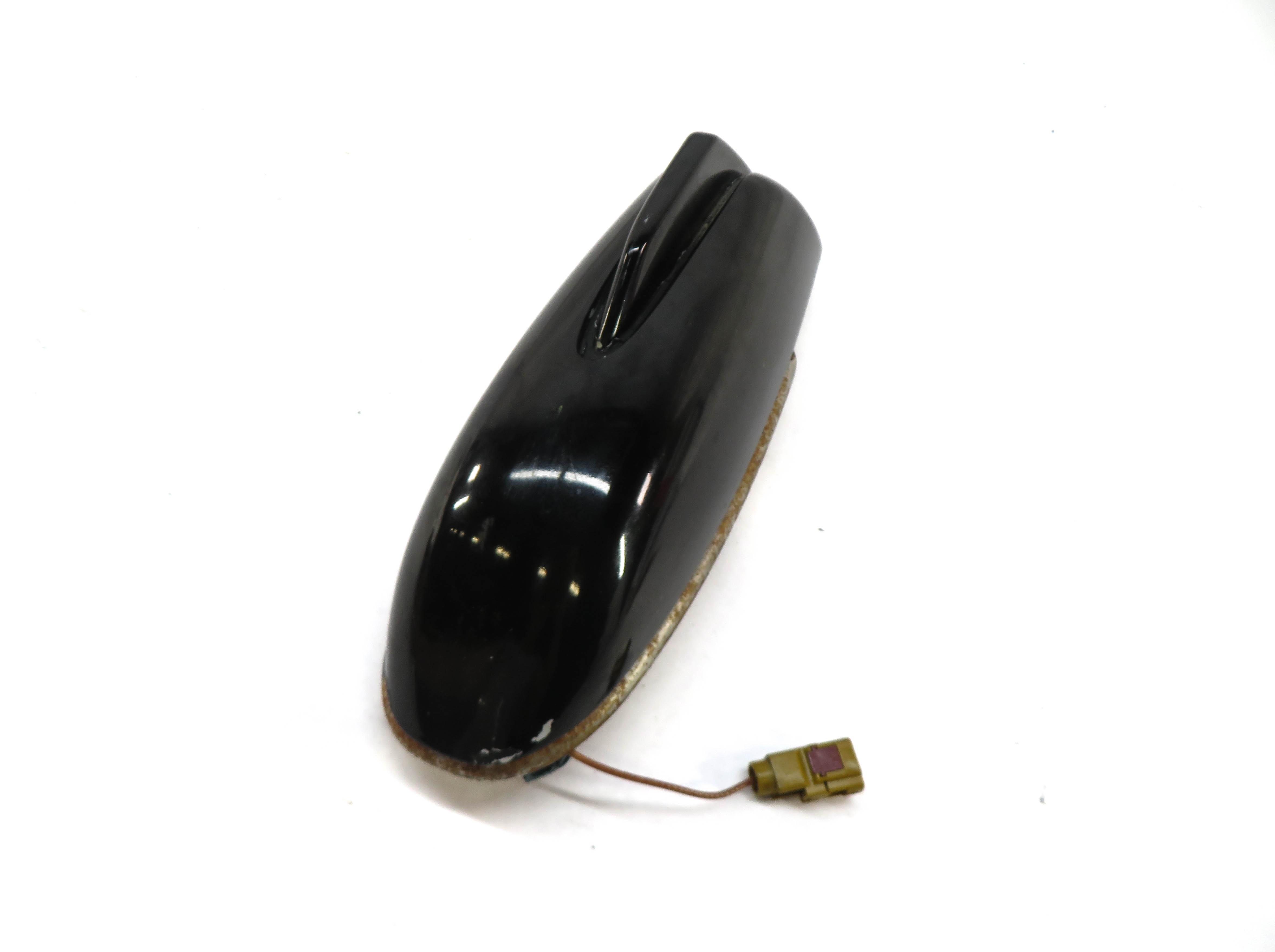 2005-2008 RANGE ROVER (L322) RADIO STEREO ROOF SHARK FIN ANTENNA (BLACK) — exact item pictured