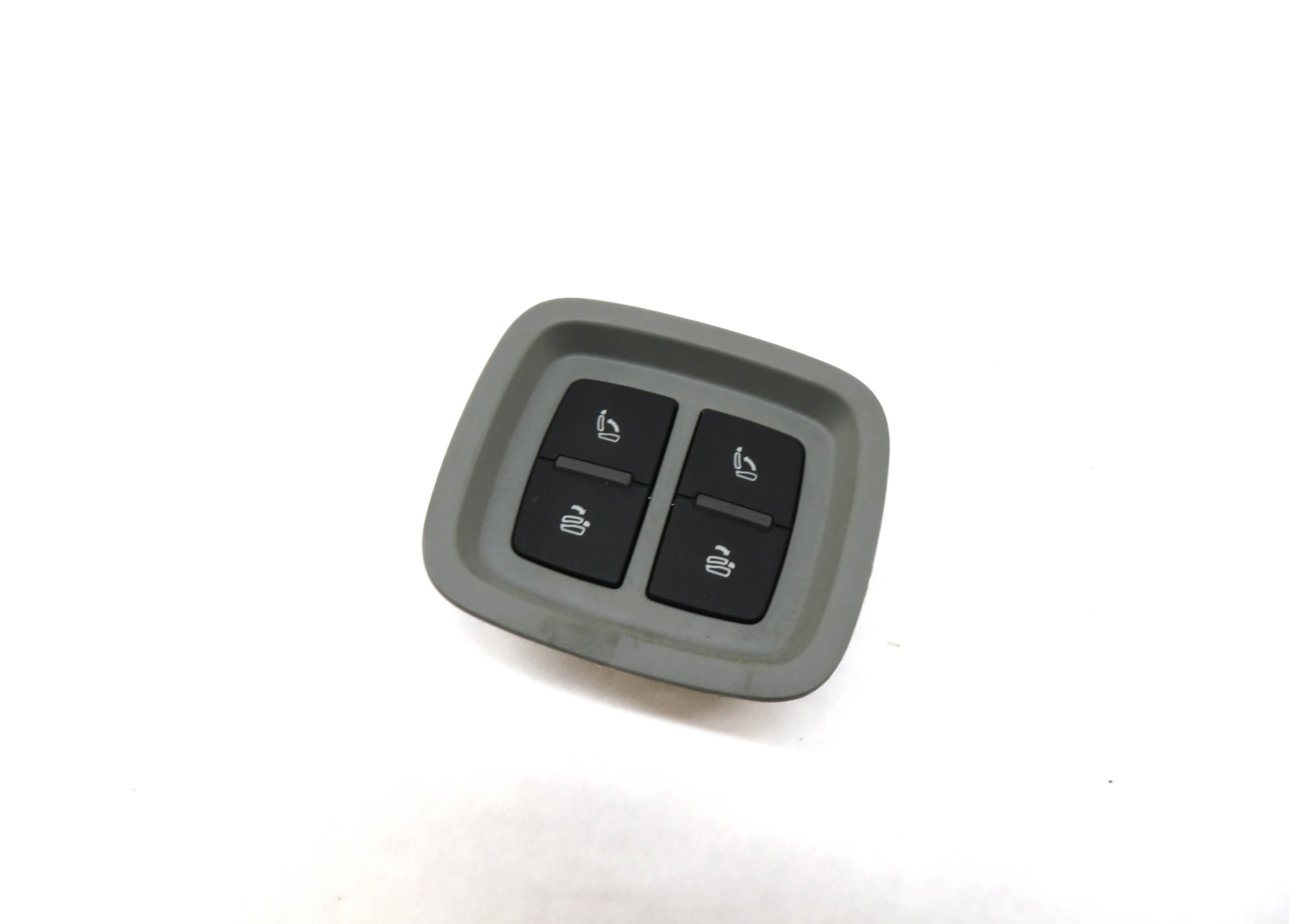 2017 AUDI Q7 (4M) REAR (3RD ROW / THIRD ROW) SEAT RELEASE SWITCH BUTTON PANEL — exact item pictured
