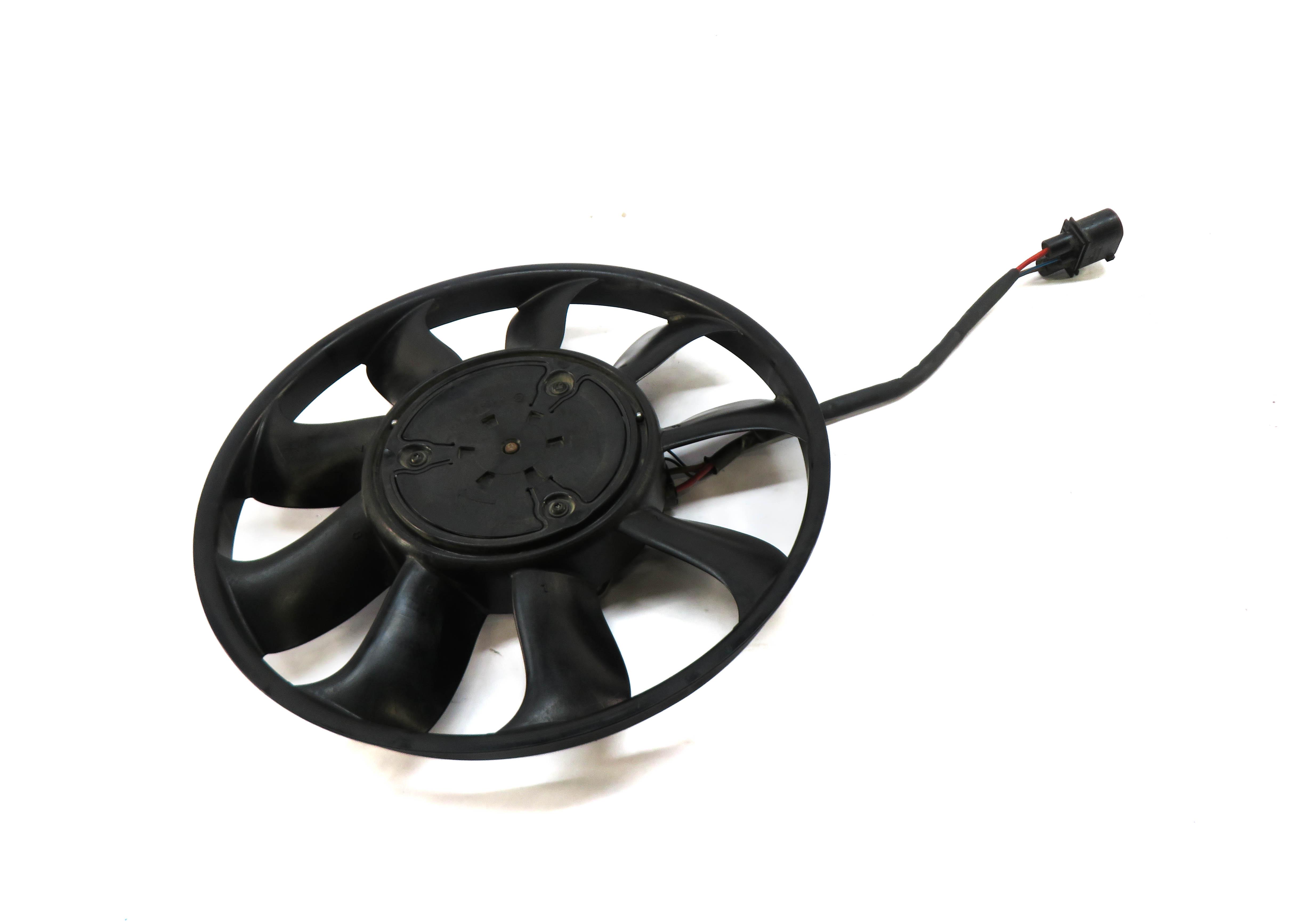 17-22 AUDI Q7 (4M) 3.0L SUPER ENGINE LEFT RADIATOR COOLING FAN BLADE & MOTOR — exact item pictured