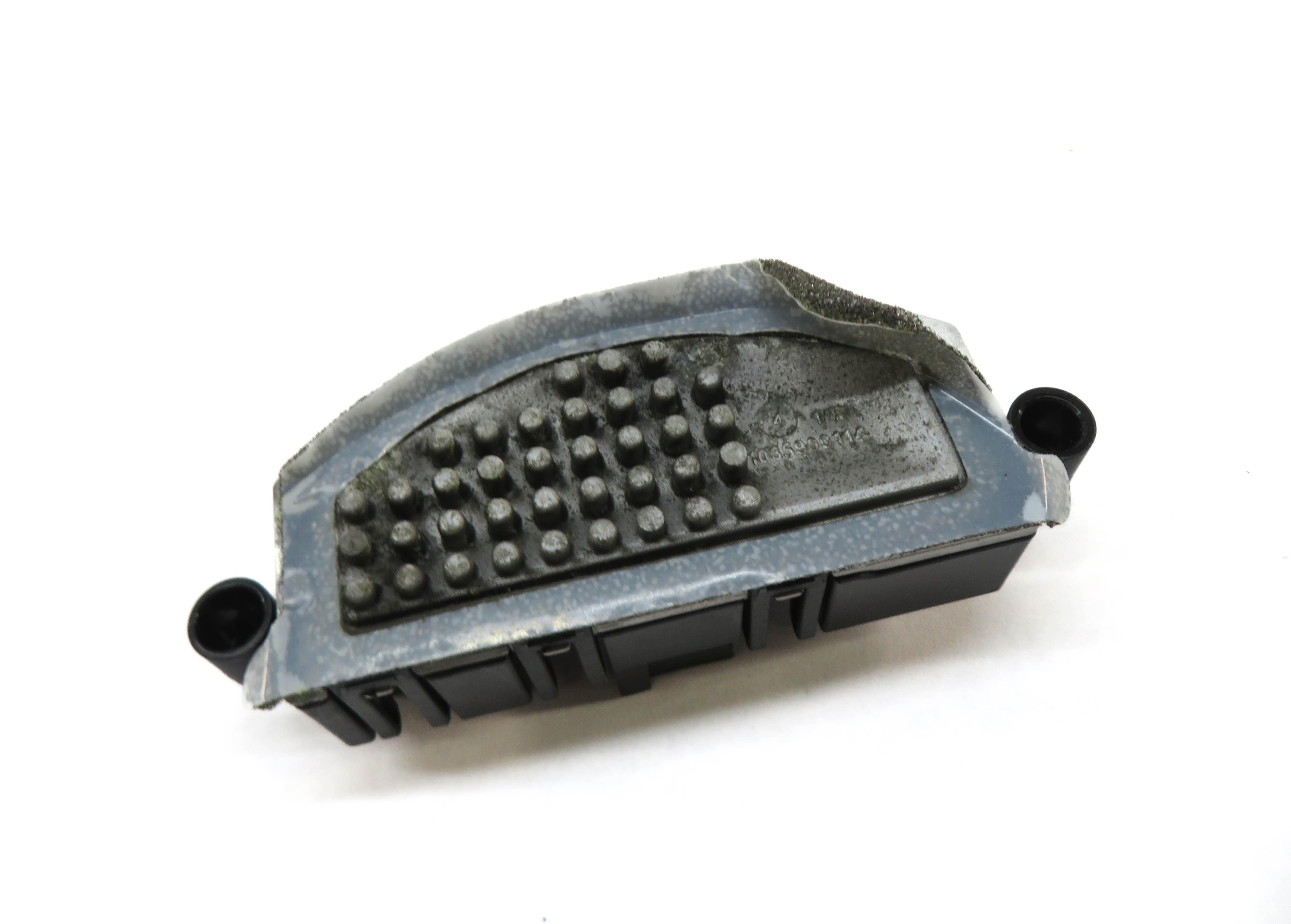 15 AUDI A4 (B8 8K) A/C HEATER BLOWER MOTOR RESISTOR — exact item pictured