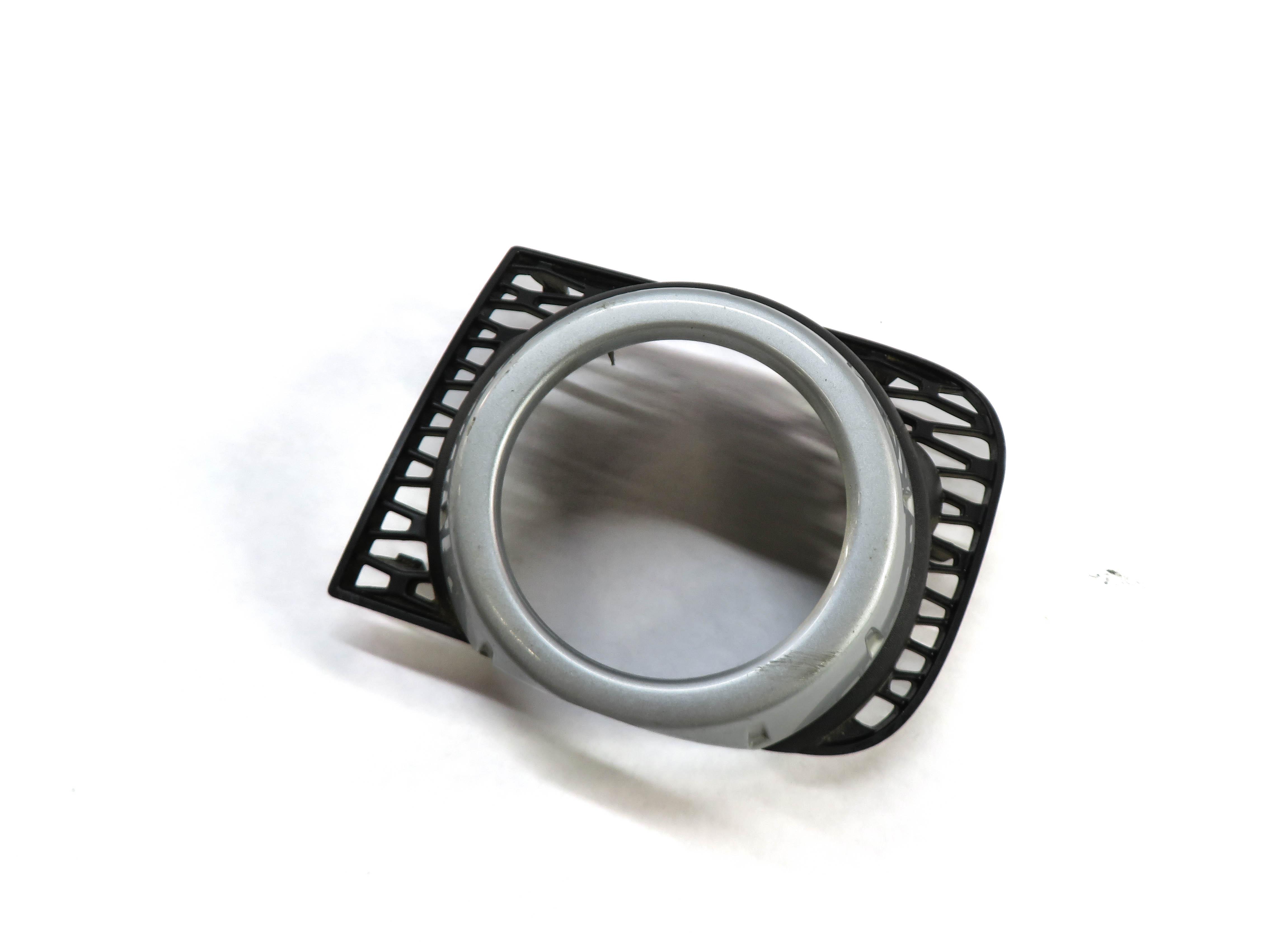 2011 RANGE ROVER (L322) FRONT RIGHT PASSENGER LOWER BUMPER FOG LIGHT TRIM SILVER — exact item pictured