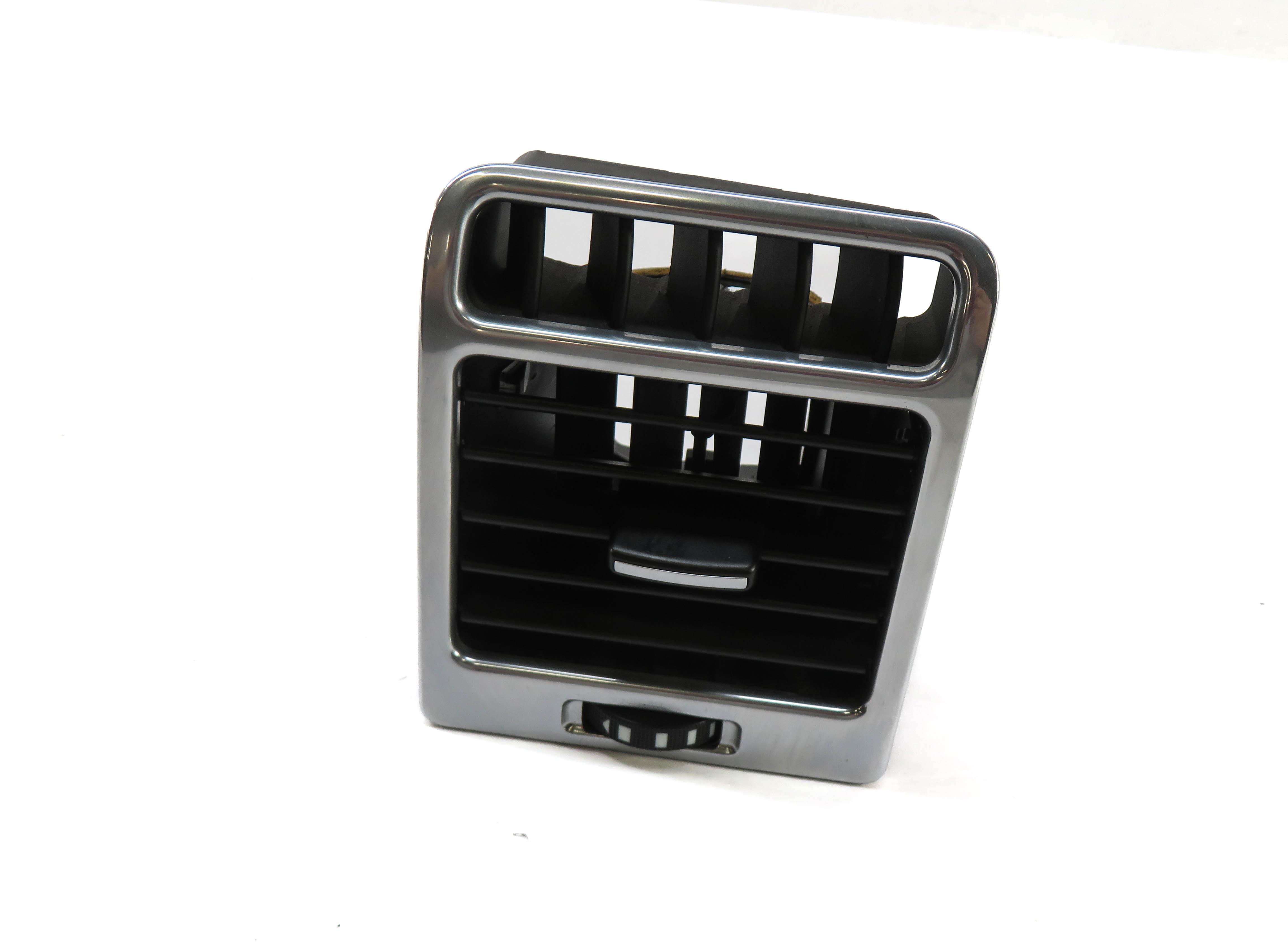 2011 RANGE ROVER (L322) FRONT FAR RIGHT PASSENGER OUTER A/C HEATER AIR VENT — exact item pictured