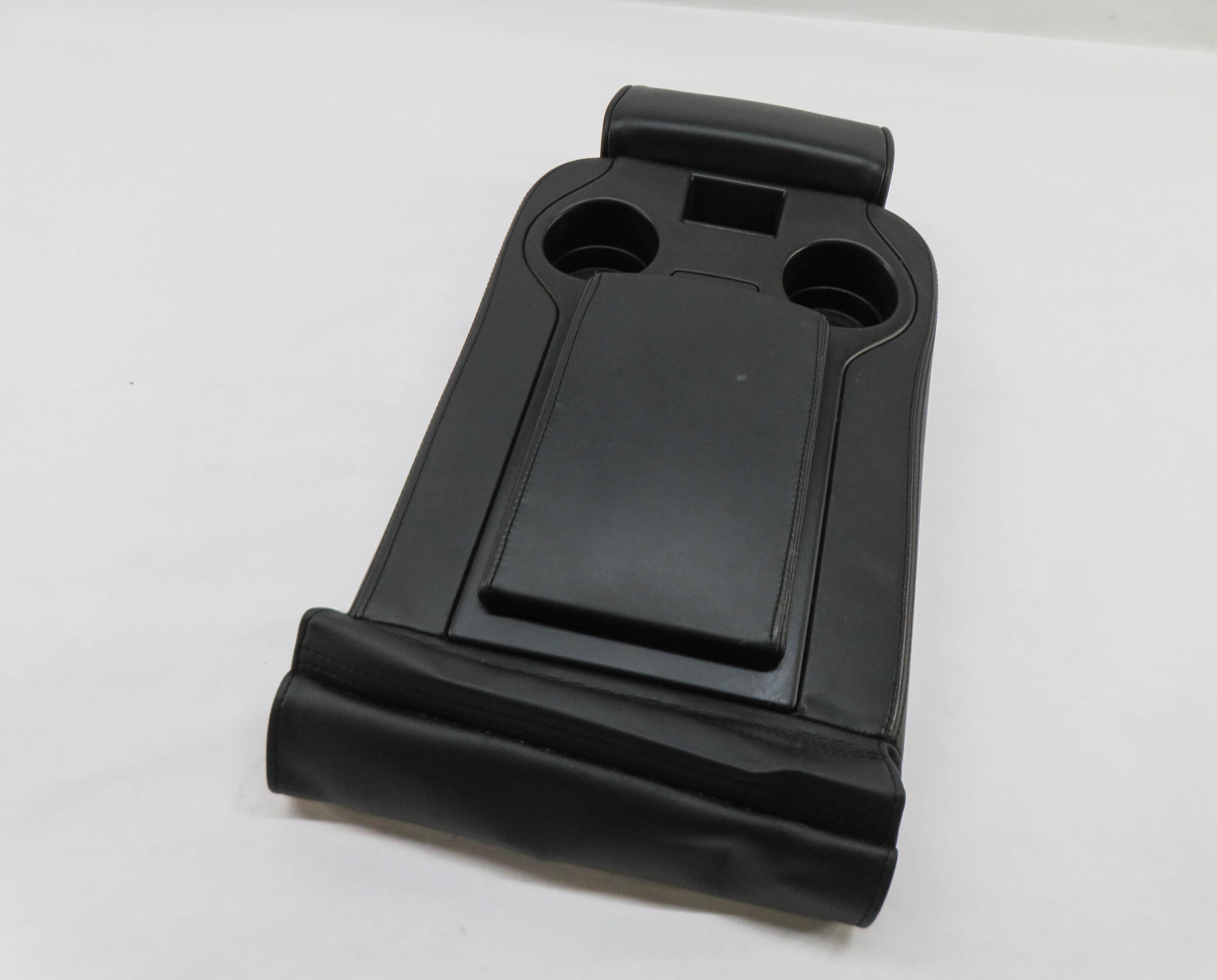 2011 RANGE ROVER L322 SECOND ROW REAR CENTER CONSOLE ARMREST (JET BLACK LEATHER) — exact item pictured