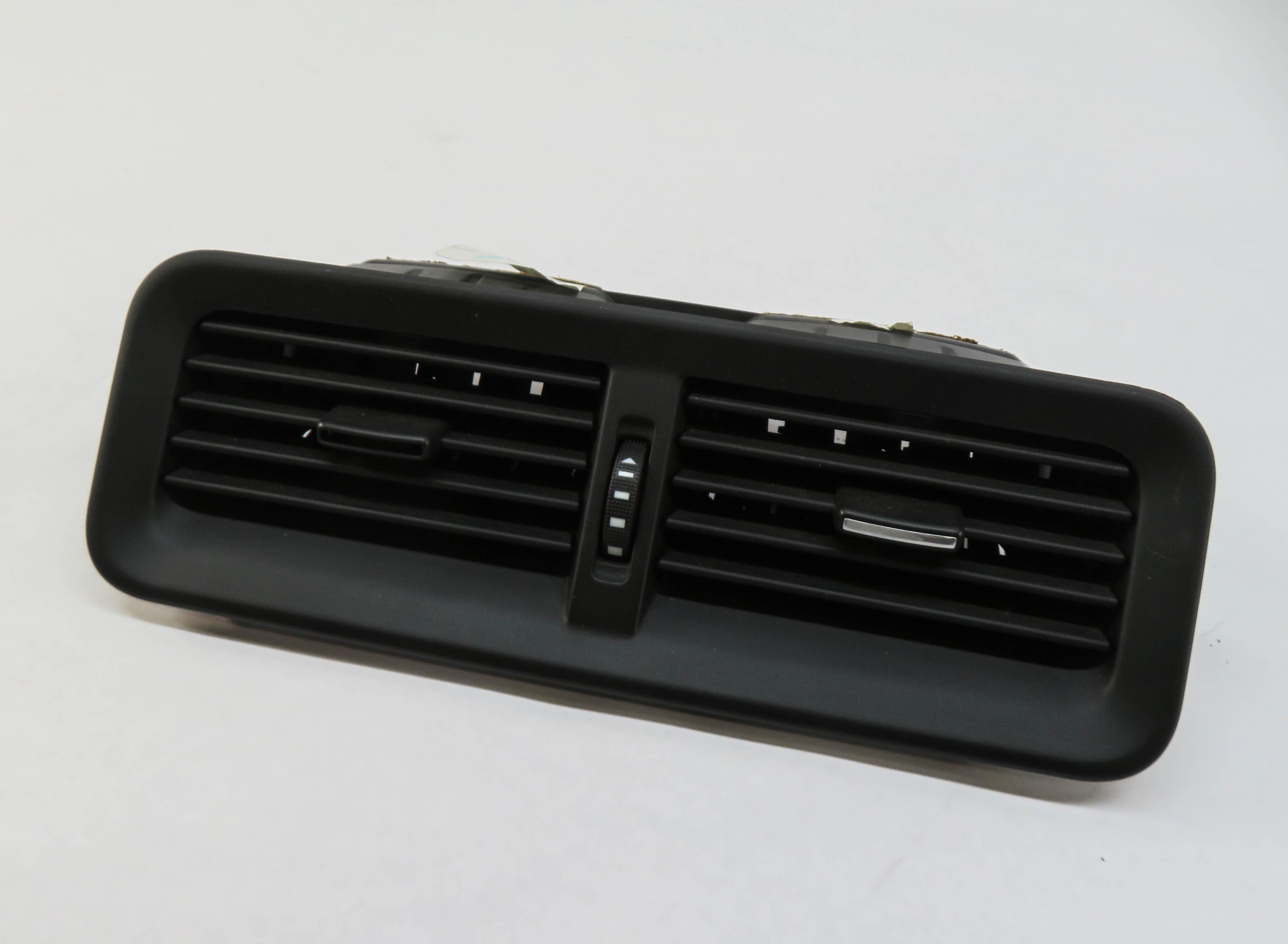 2011 RANGE ROVER (L322) FRONT CENTER UPPER A/C HEATER AIR VENT (BLACK) — exact item pictured