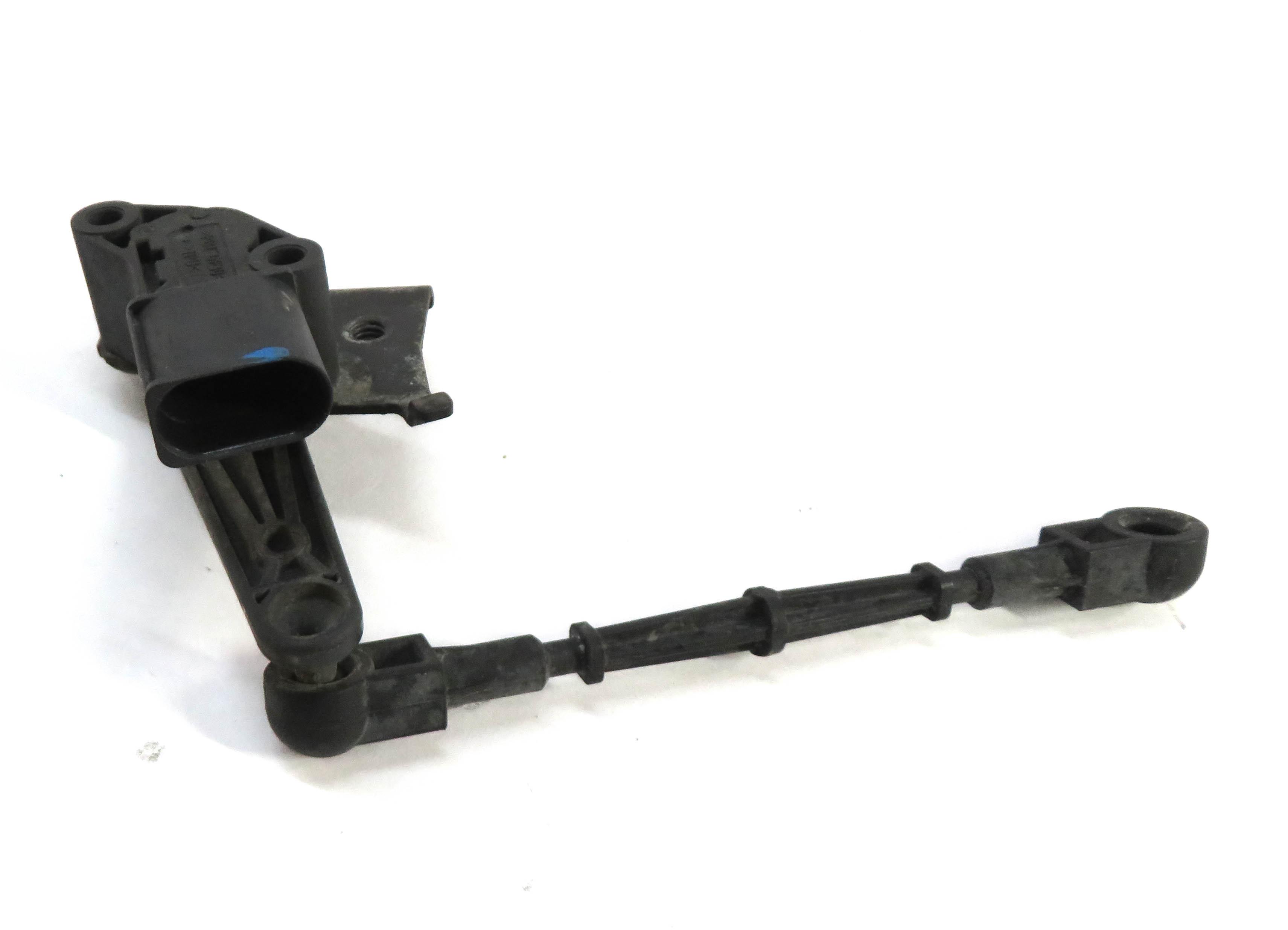 2017 AUDI Q7 (4M) REAR LEFT SUSPENSION HEIGHT LEVEL SENSOR 4M0907503 — exact item pictured