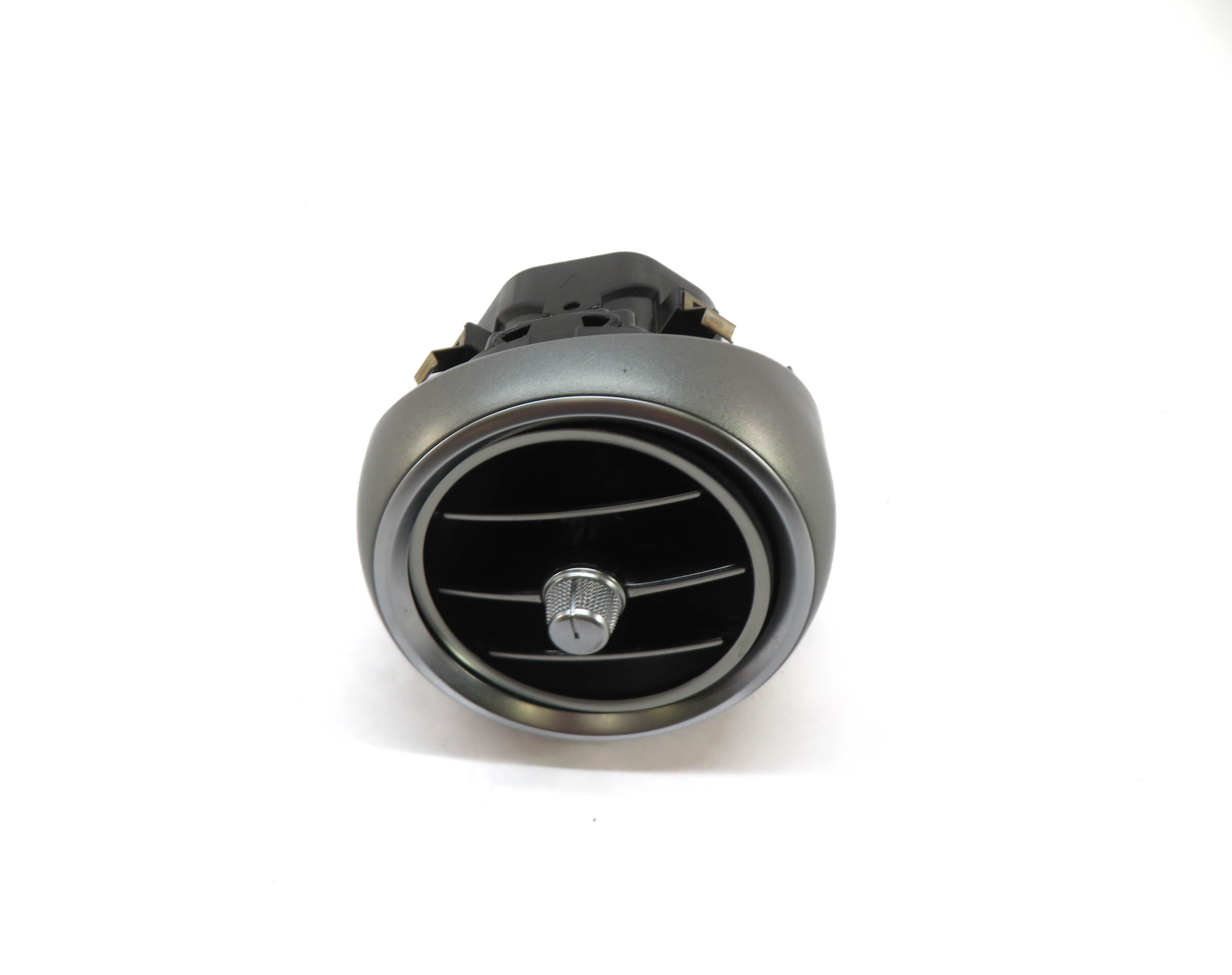 2015 MERCEDES C300 (W205) LEFT FRONT DRIVER OUTER DASH HEATER A/C AIR VENT — exact item pictured
