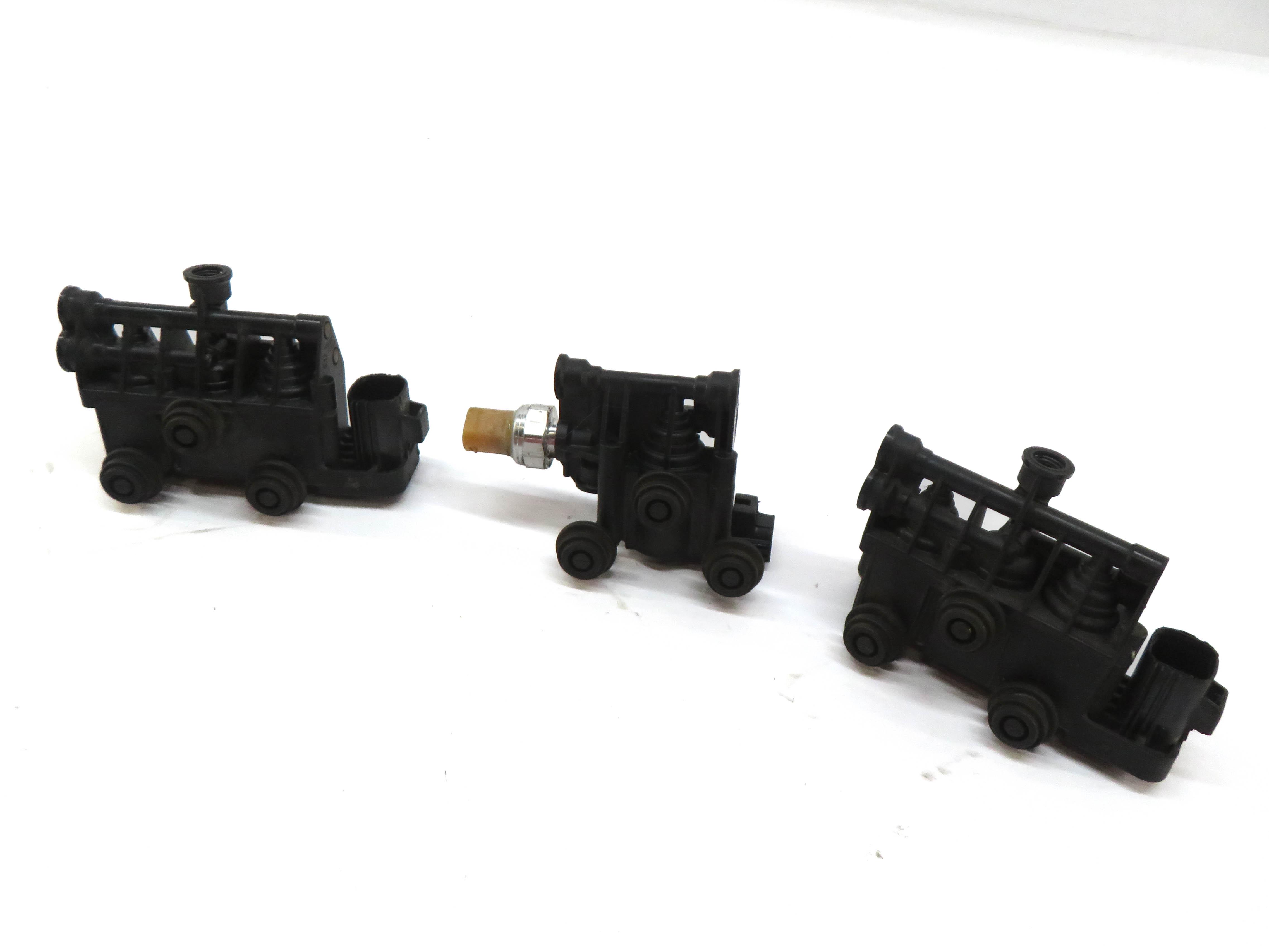 2012 RANGE ROVER SPORT (L320) AIR SHOCK SUSPENSION TRANSFER RELIEF VALVE SET/3 — exact item pictured