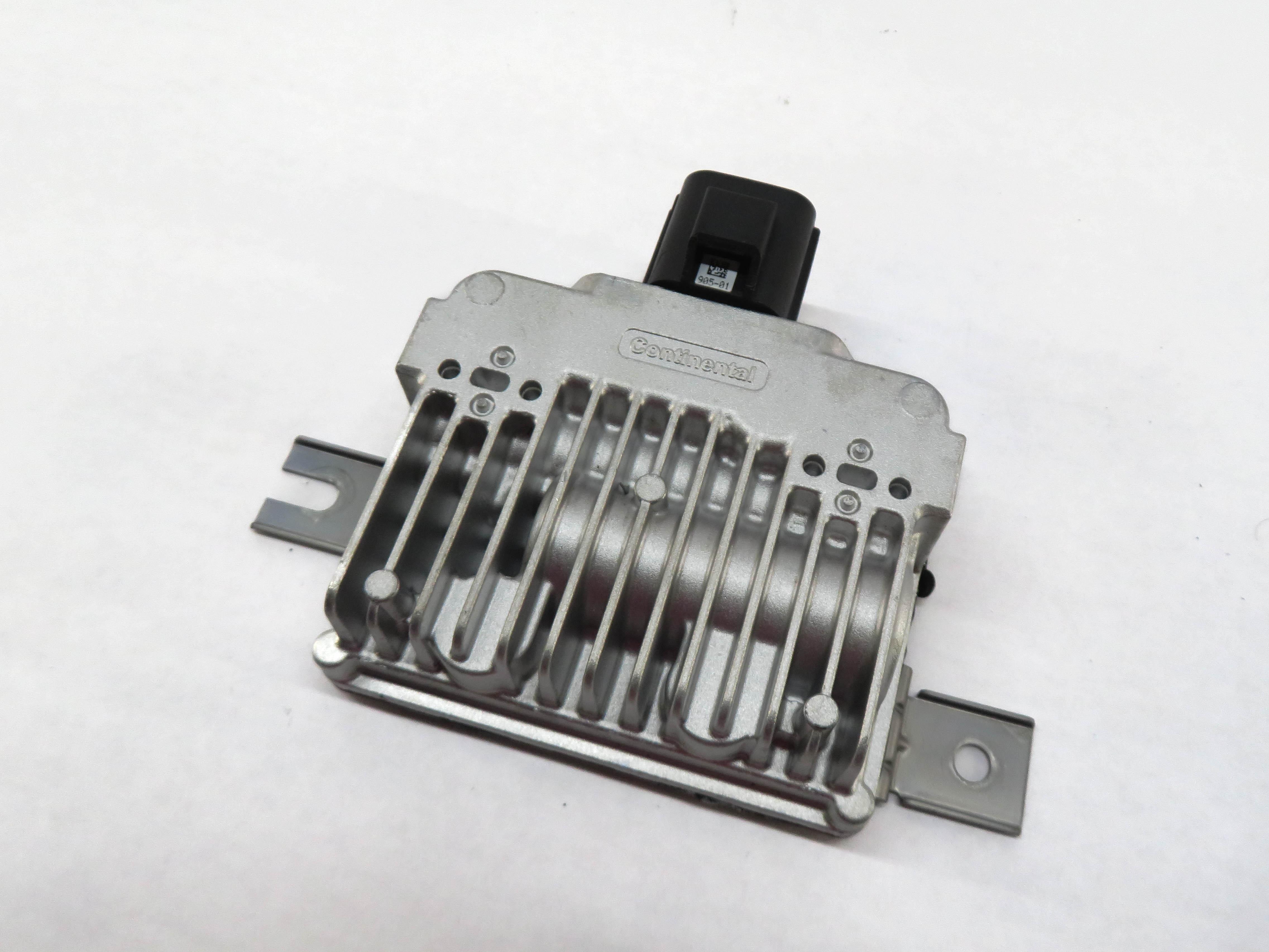 2010-2015 LR2 LR4 EVOQUE RANGE ROVER SPORT (L320 L538) FUEL PUMP CONTROL MODULE — exact item pictured