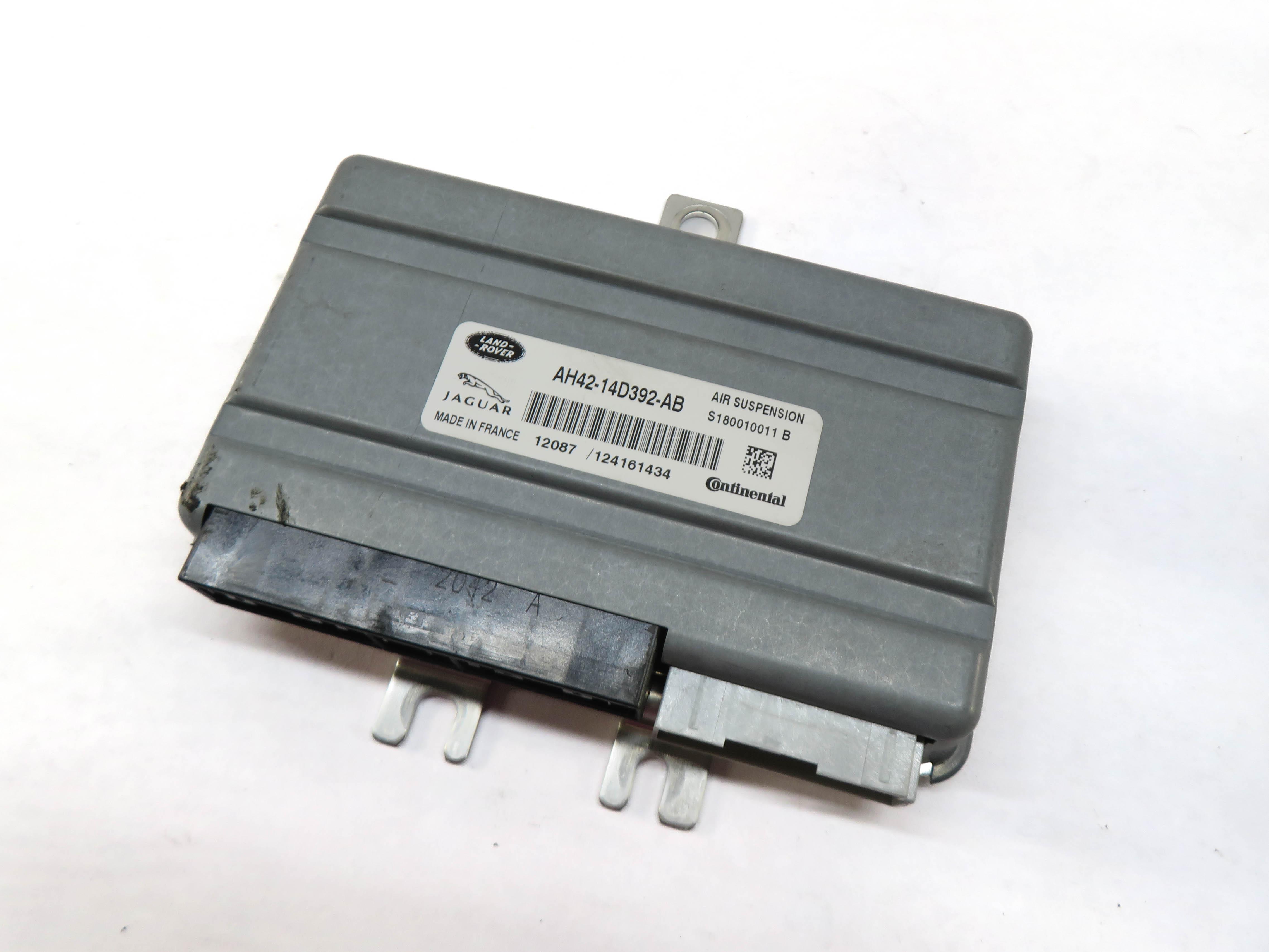 2012 RANGE ROVER SPORT (L320) AIR SUSPENSION COMPRESSOR CONTROL MODULE (HITACHI) — exact item pictured