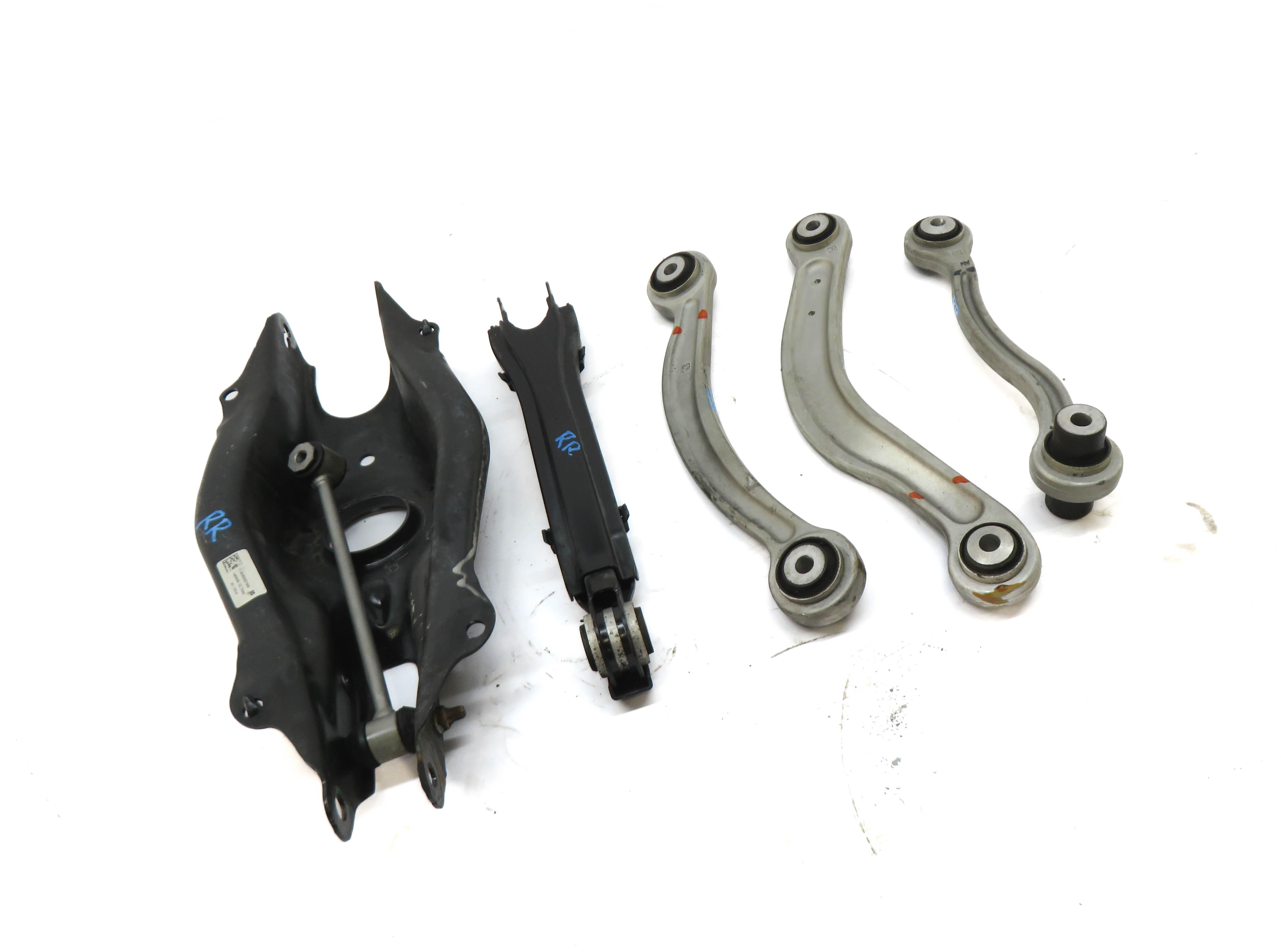 2015 MERCEDES C400 (W205) AWD - RIGHT PASSENGER REAR CONTROL ARM SET — exact item pictured