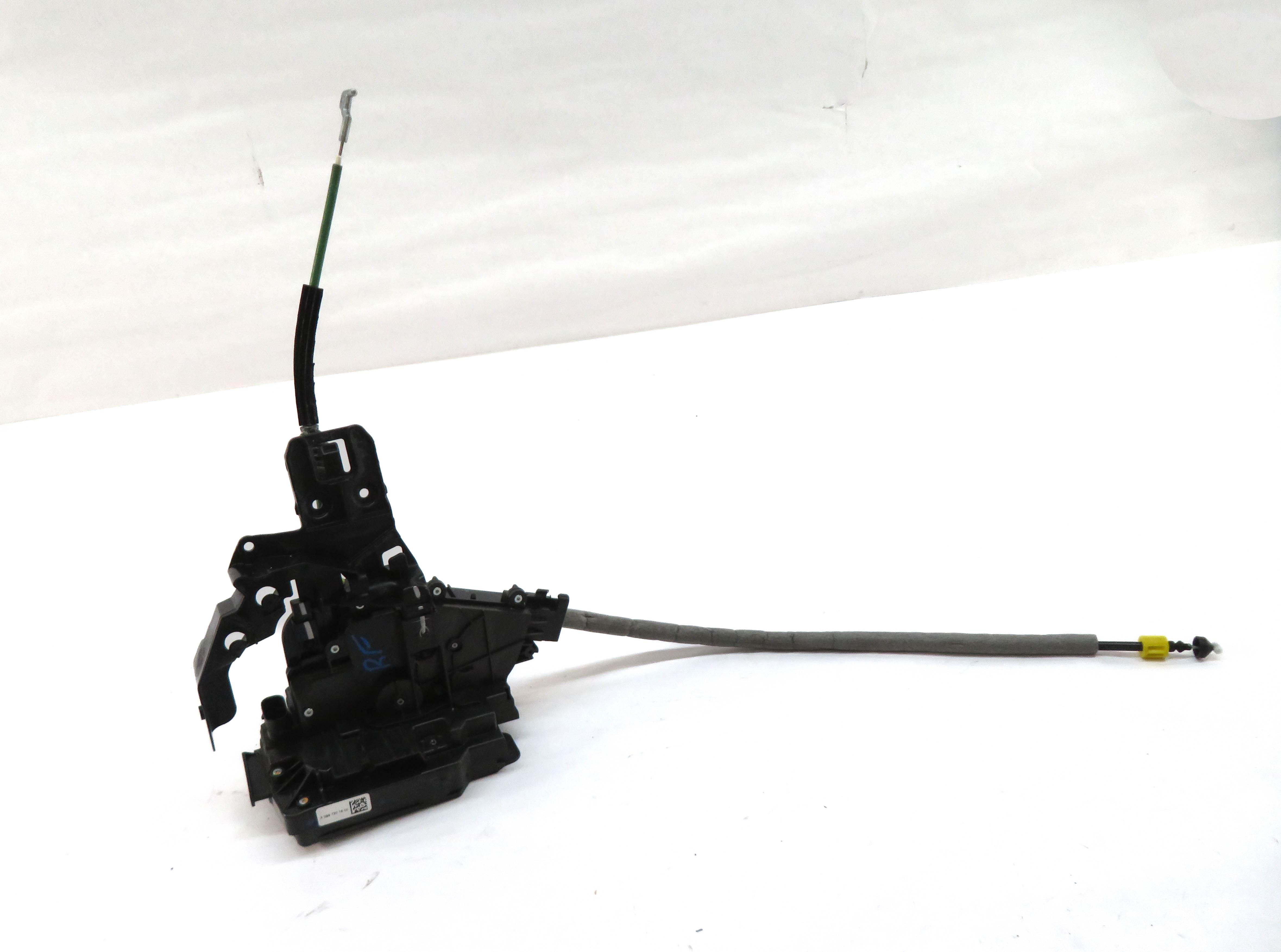 15-22 MERCEDES C E GLC GLE S (W205 W213 W167 W222 X253) RIGHT FRONT DOOR LATCH — exact item pictured