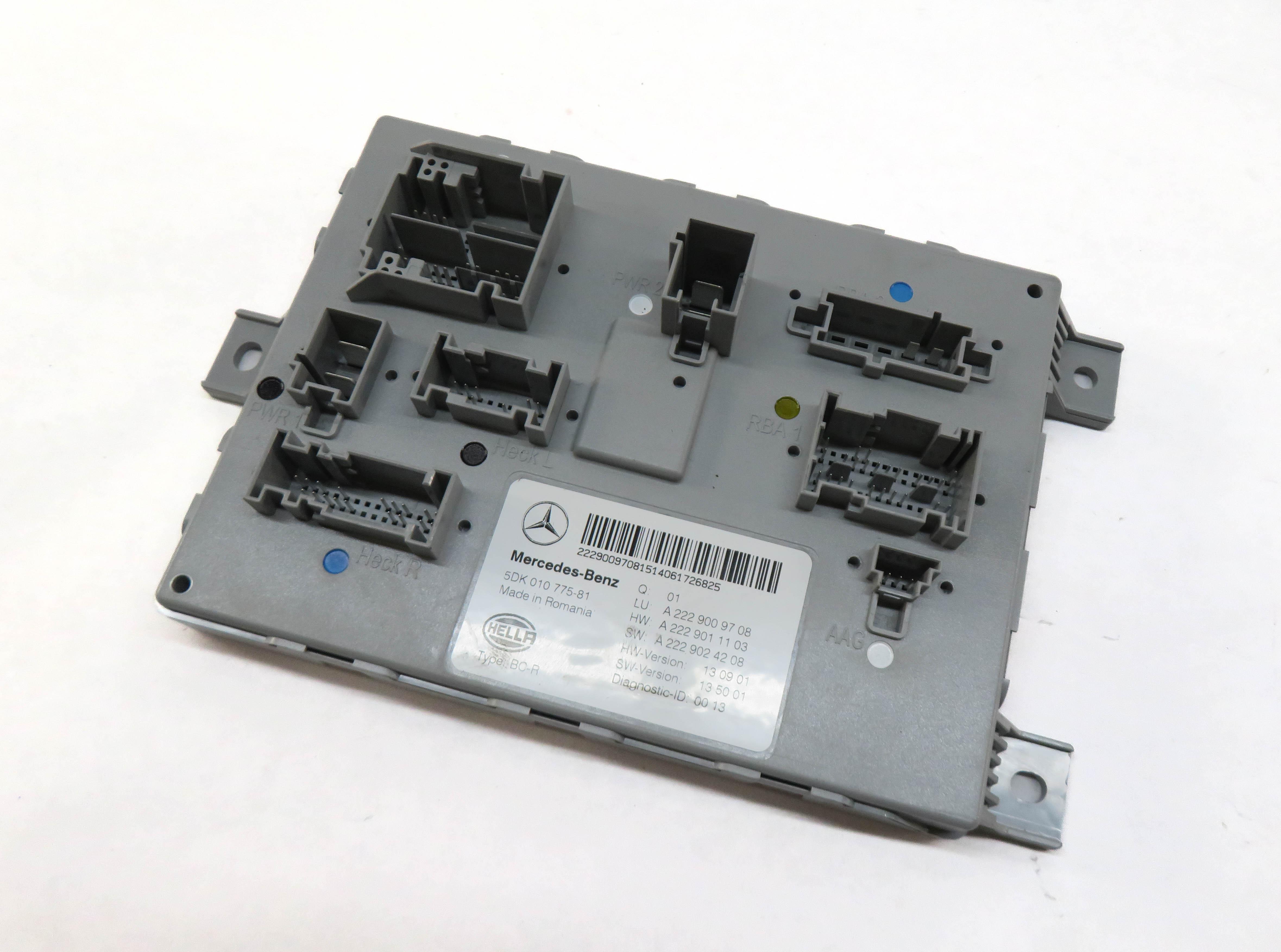 2015-2019 MERCEDES C GLC CLASS (W205 X253) FRONT SIGNAL ACQUISITON MODULE SAM — exact item pictured