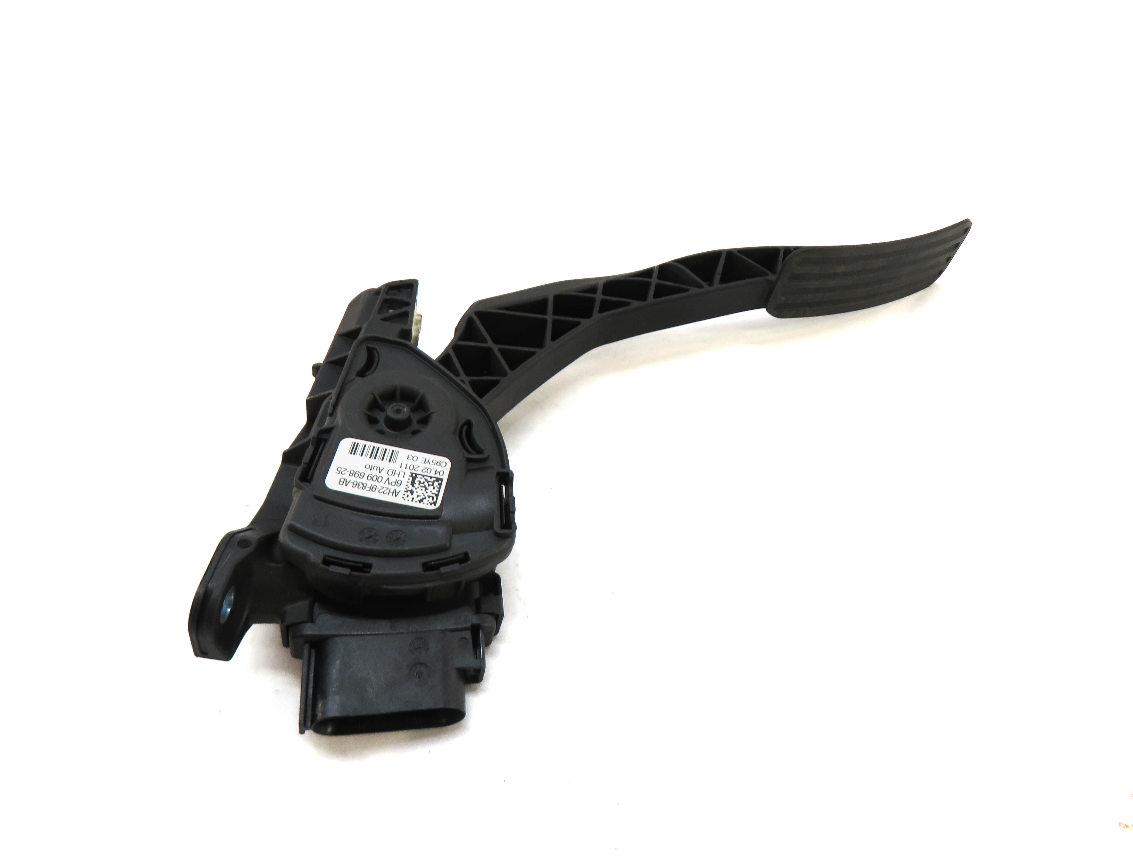 2011 RANGE ROVER SPORT (L320) DRIVER THROTTLE GAS PEDAL (BLACK) 1H22-9F836-AB — exact item pictured