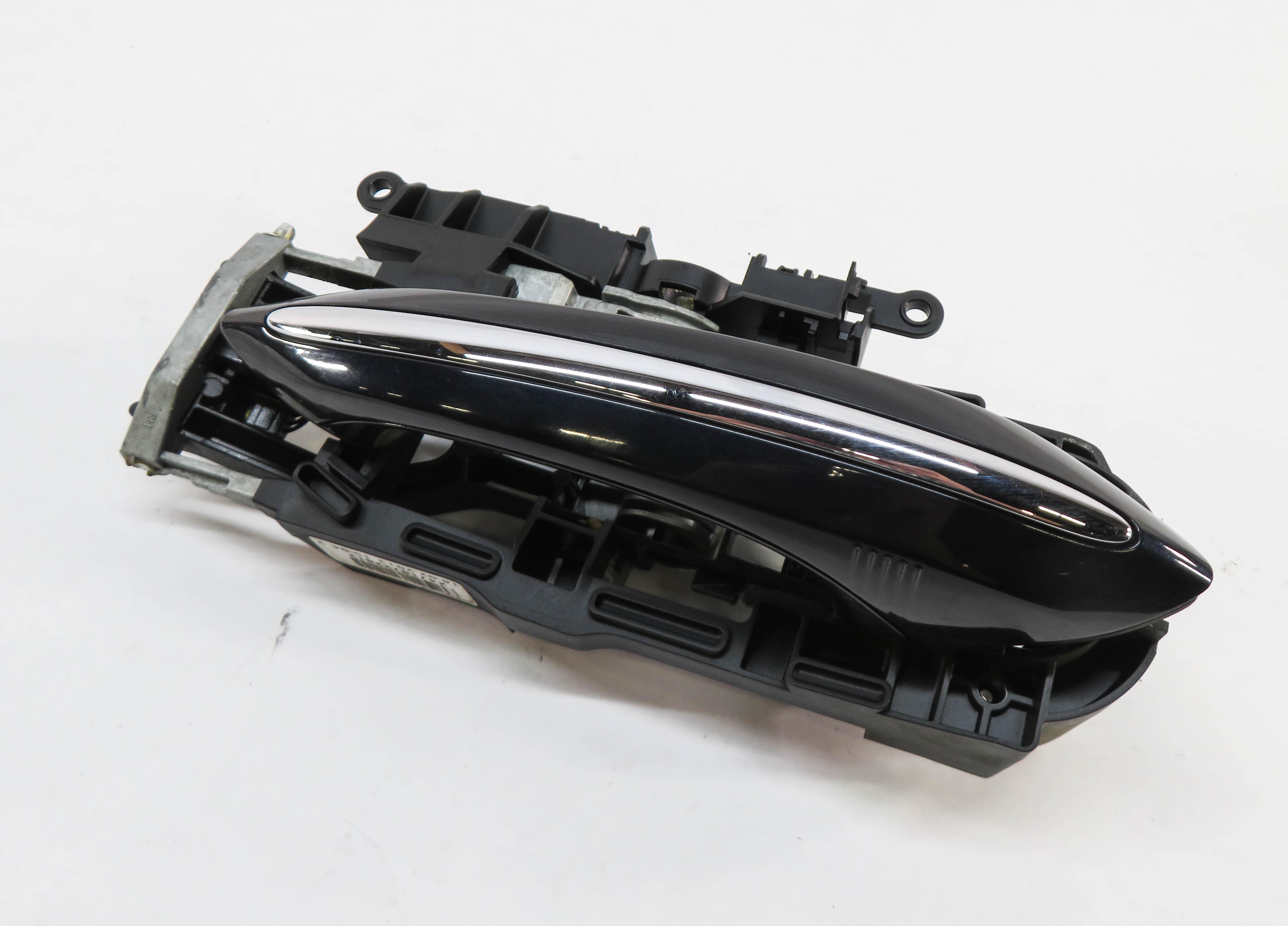 09-18 BMW 528i 535i 550i 740i 750i 760i RIGHT FRONT COMFORT DOOR HANDLE (BLACK) — exact item pictured