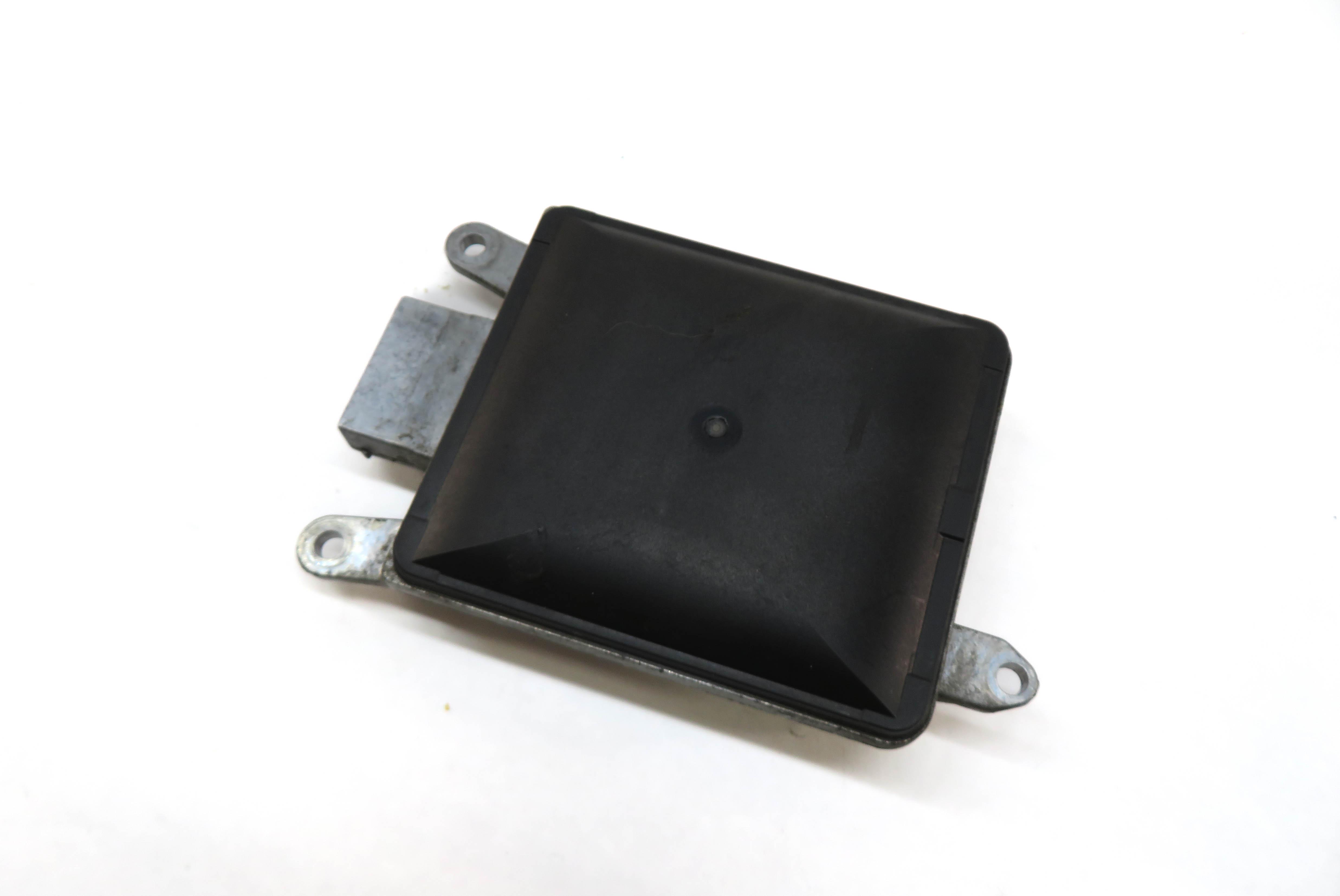 2013 BMW ACTIVE HYBRID 7 (F04) BLIND SPOT RADAR CONTROL SENSOR MODULE (MASTER) — exact item pictured